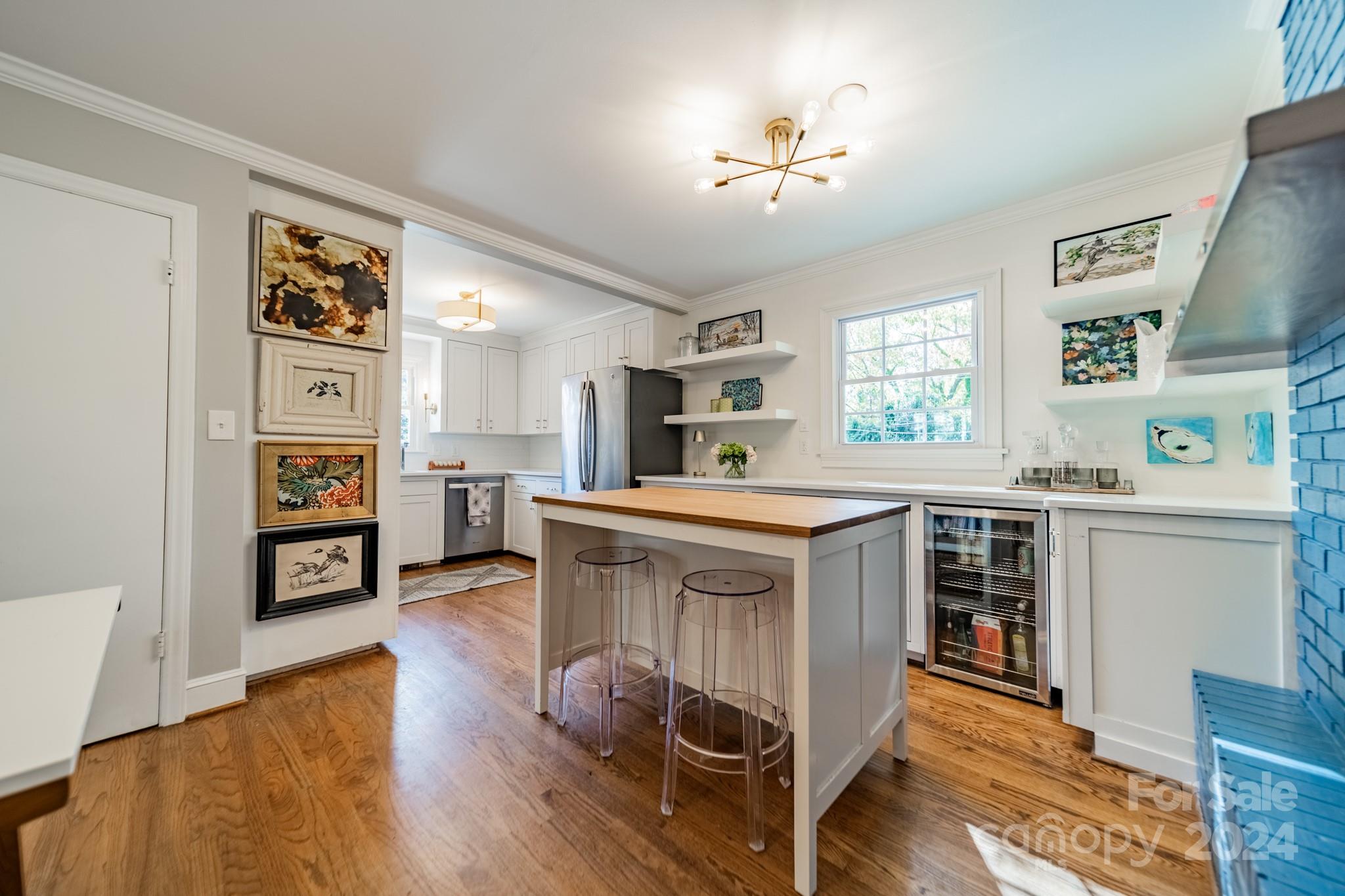 608 Gentry Place