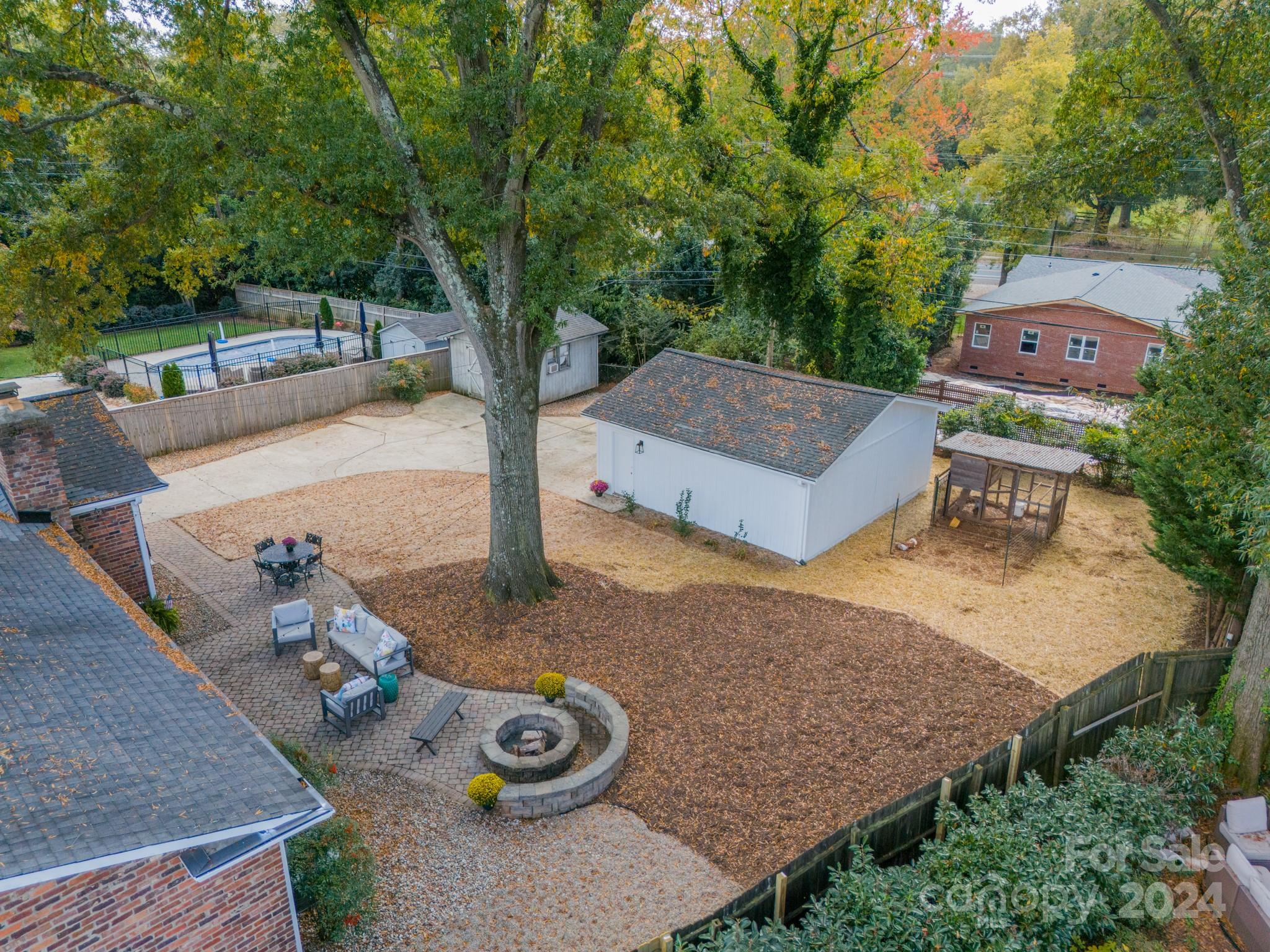 608 Gentry Place