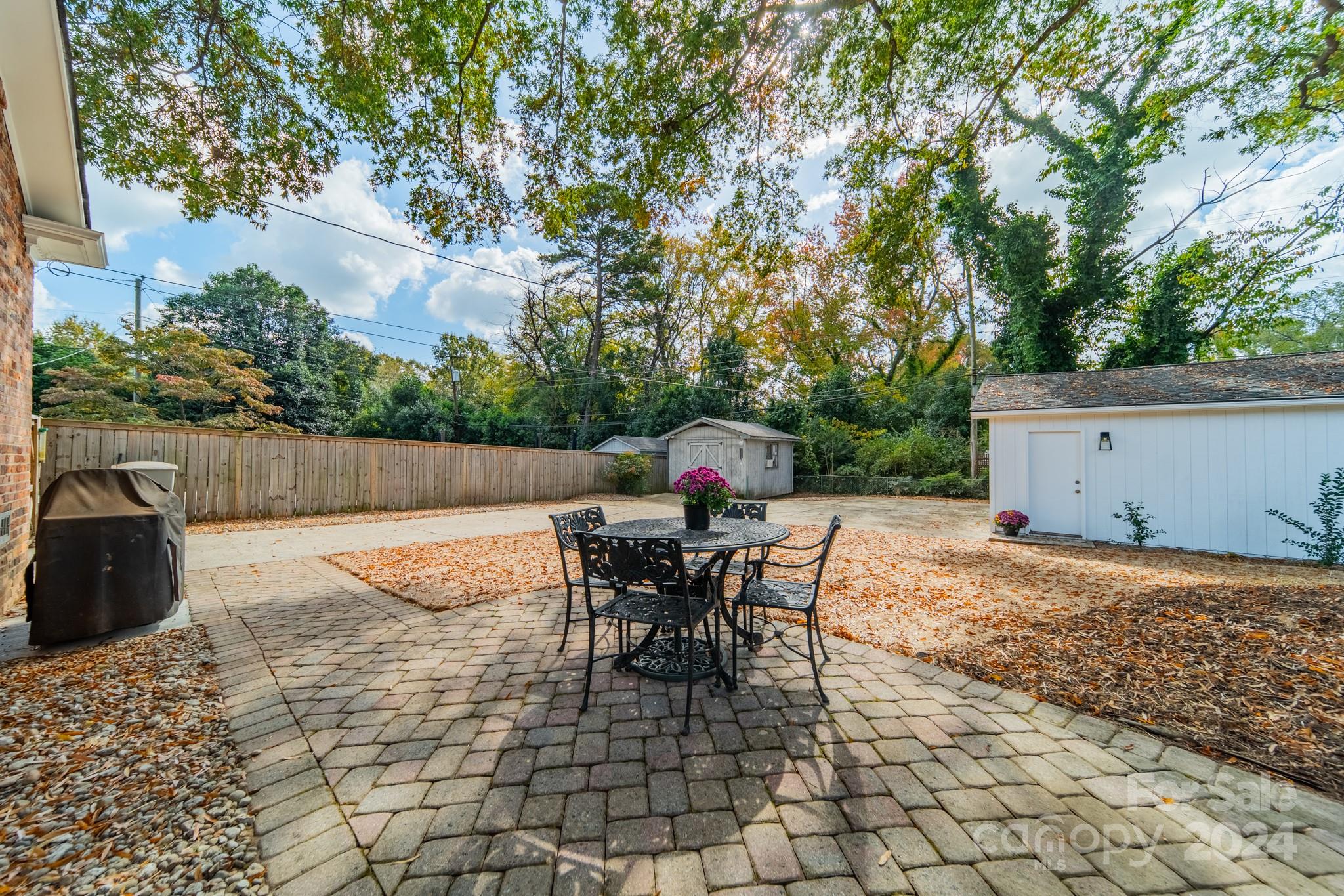 608 Gentry Place