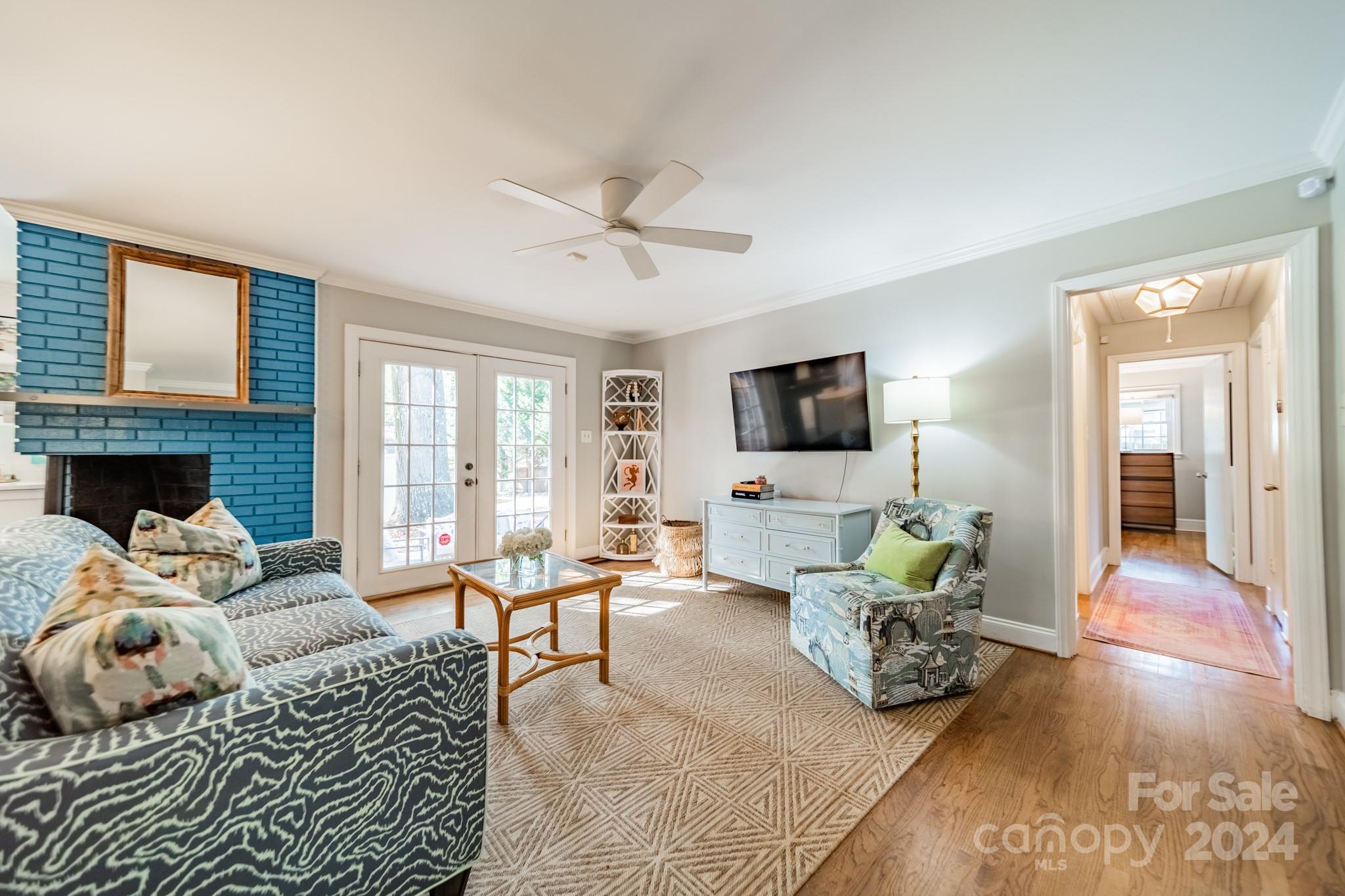 608 Gentry Place