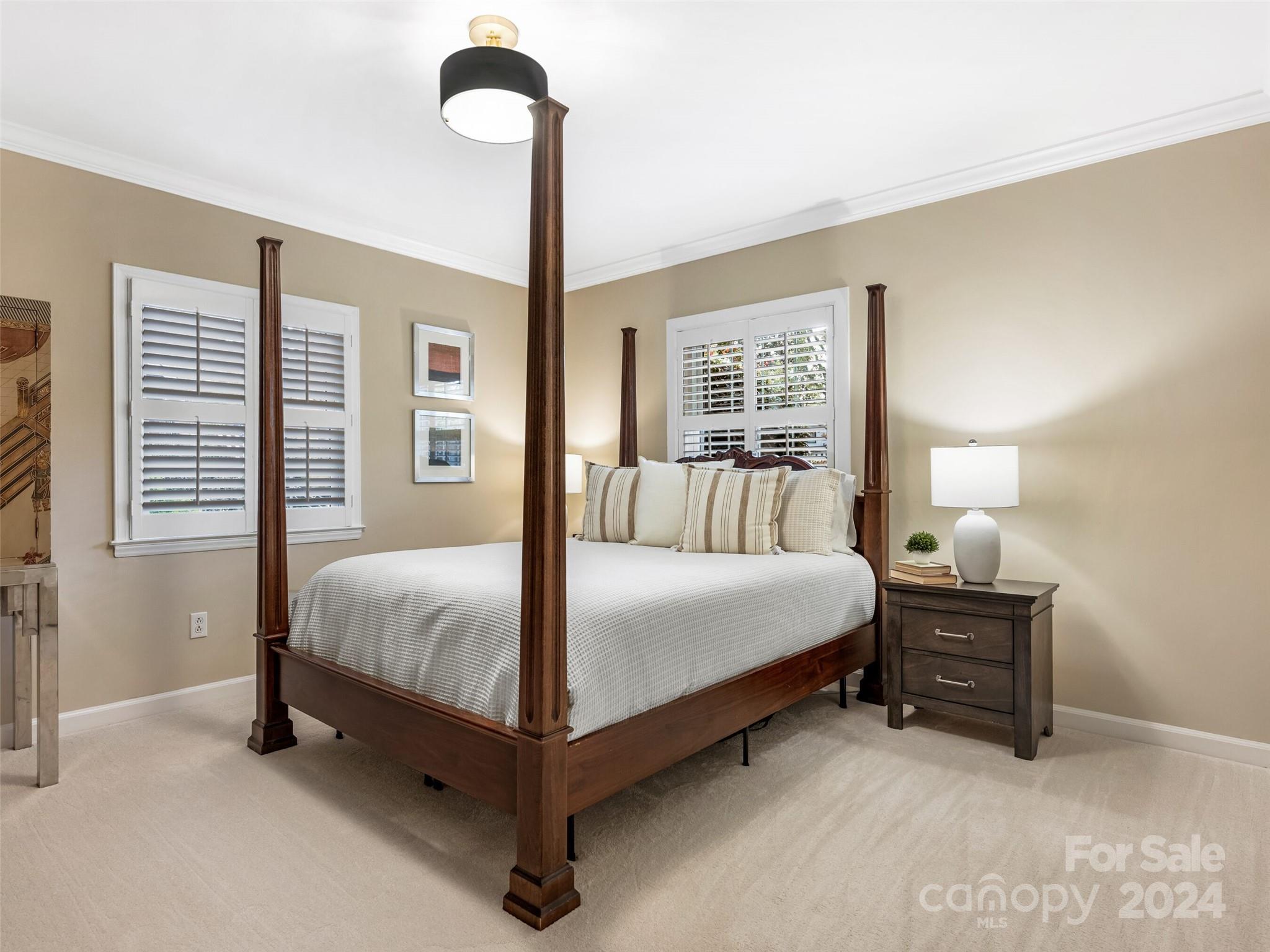 5652 Lansing Drive