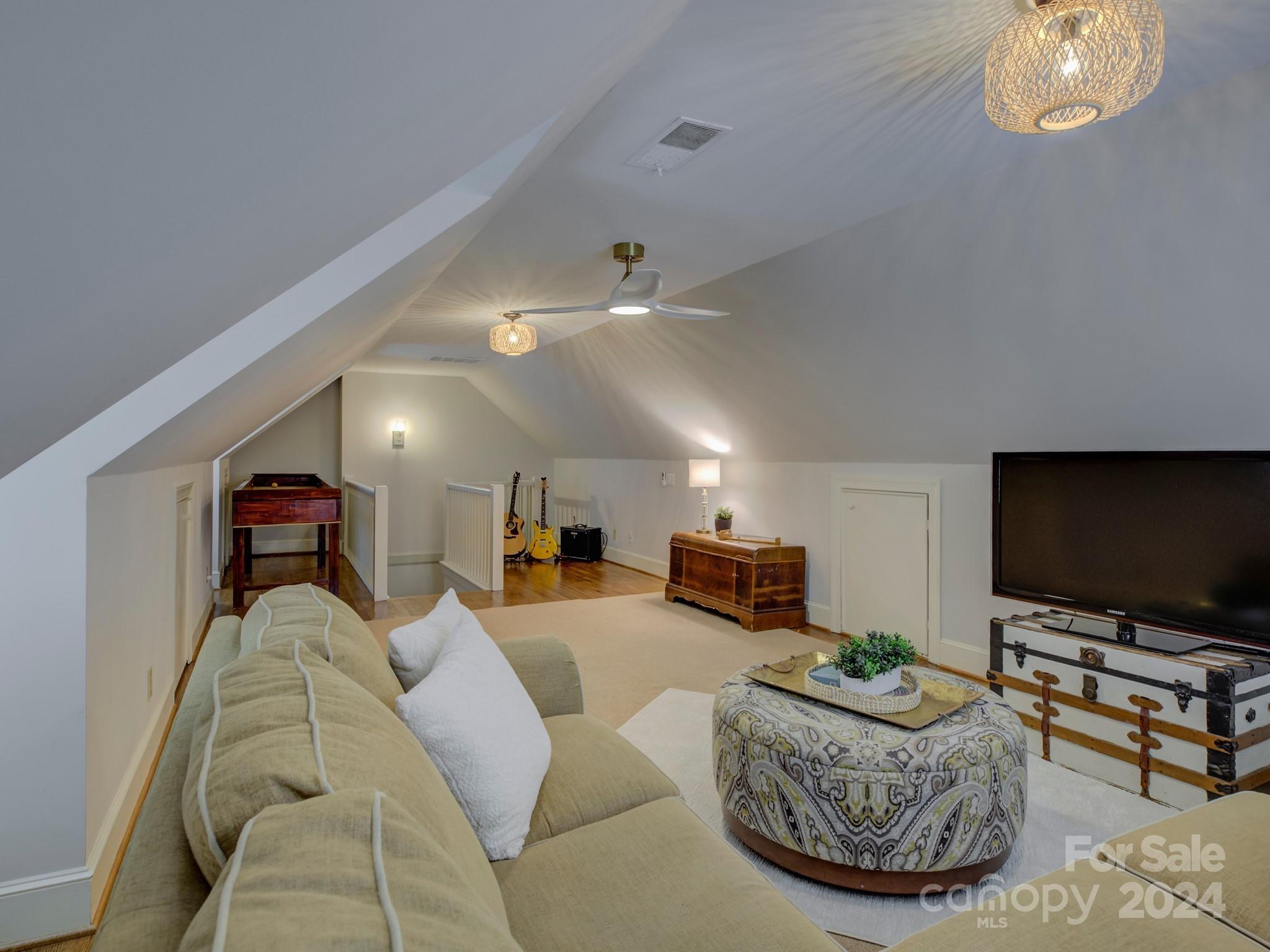 8005 Maremont Court