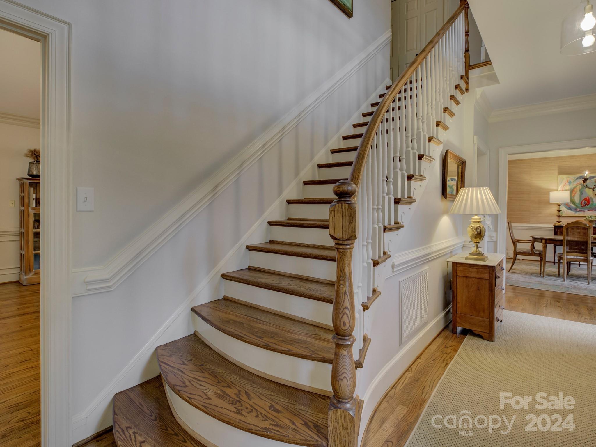 8005 Maremont Court