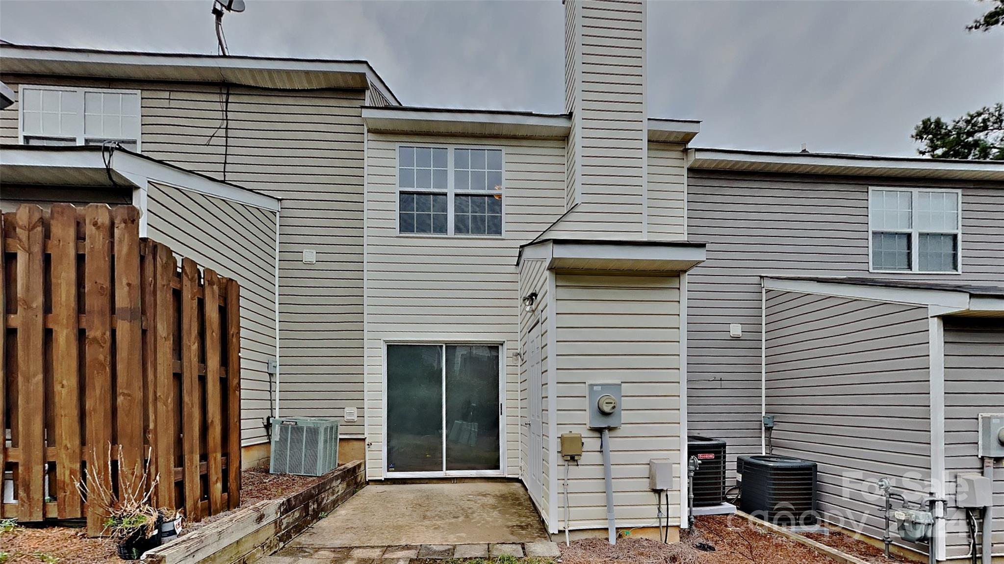 5964 Cougar Lane