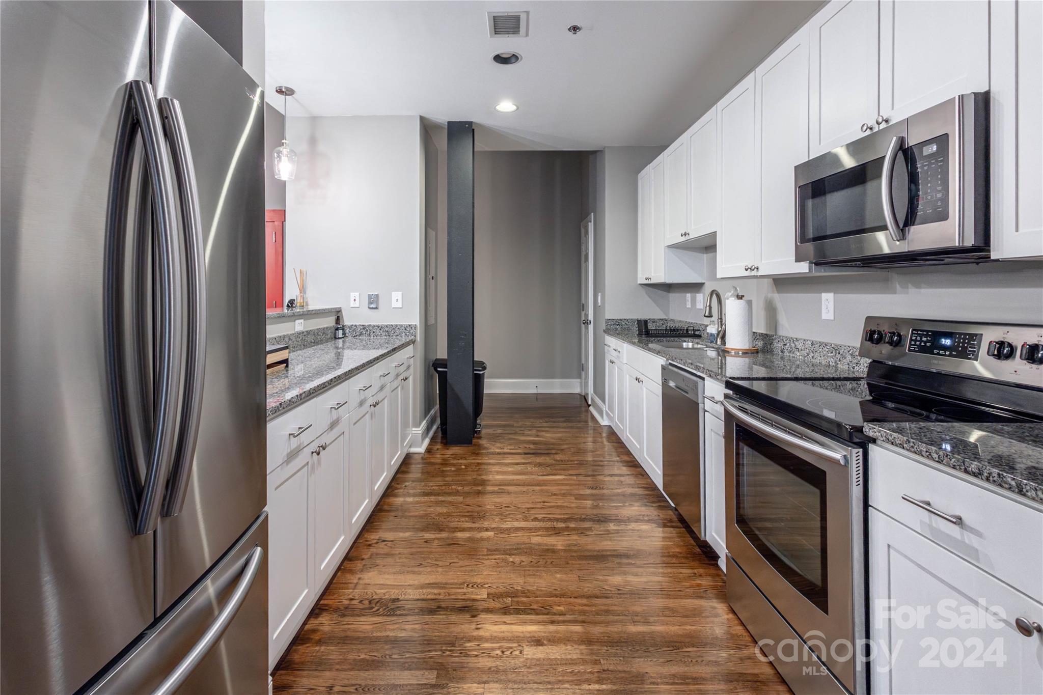 310 Arlington Avenue Unit: 402 & 404