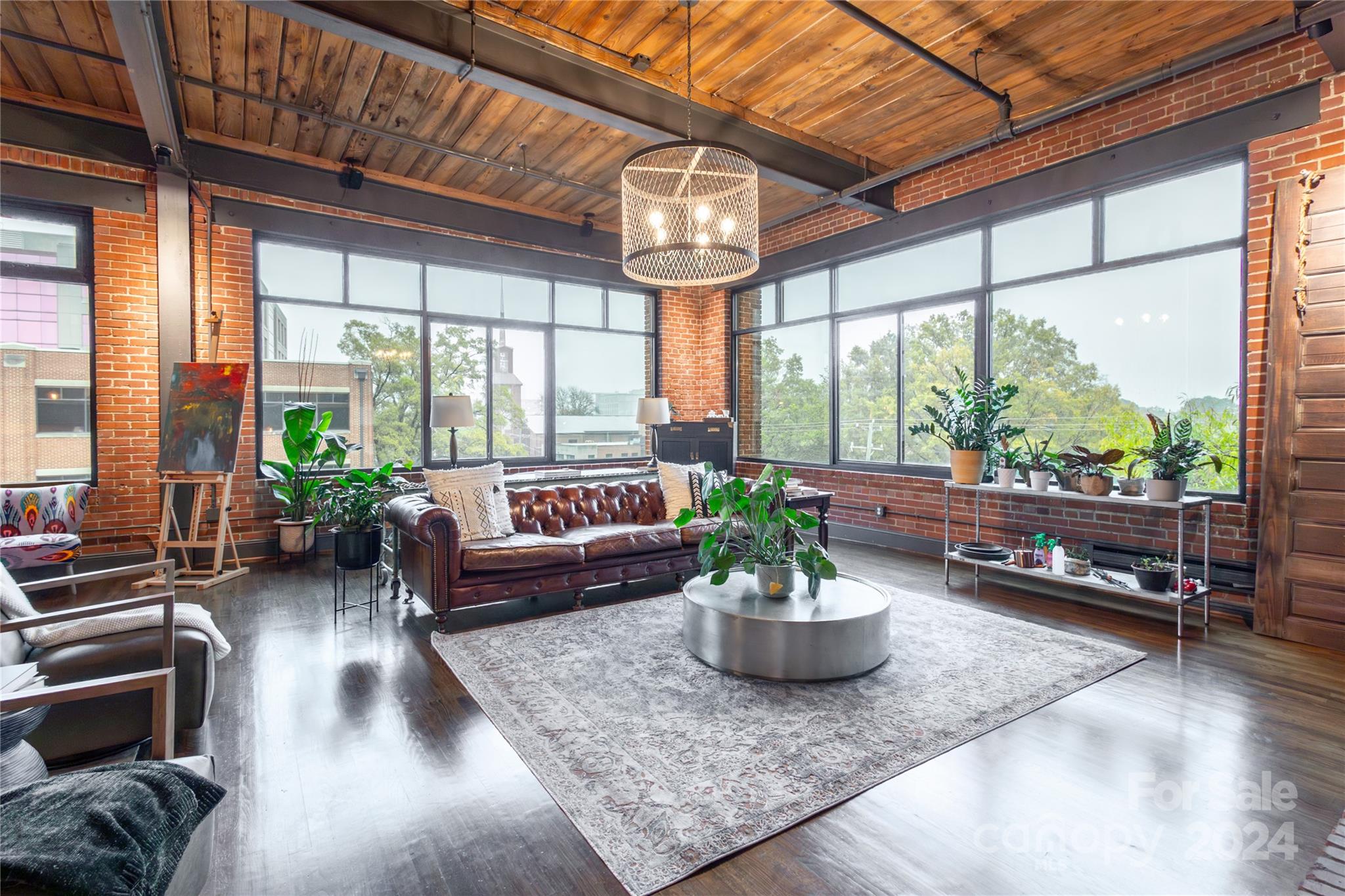 310 Arlington Avenue Unit: 402 & 404