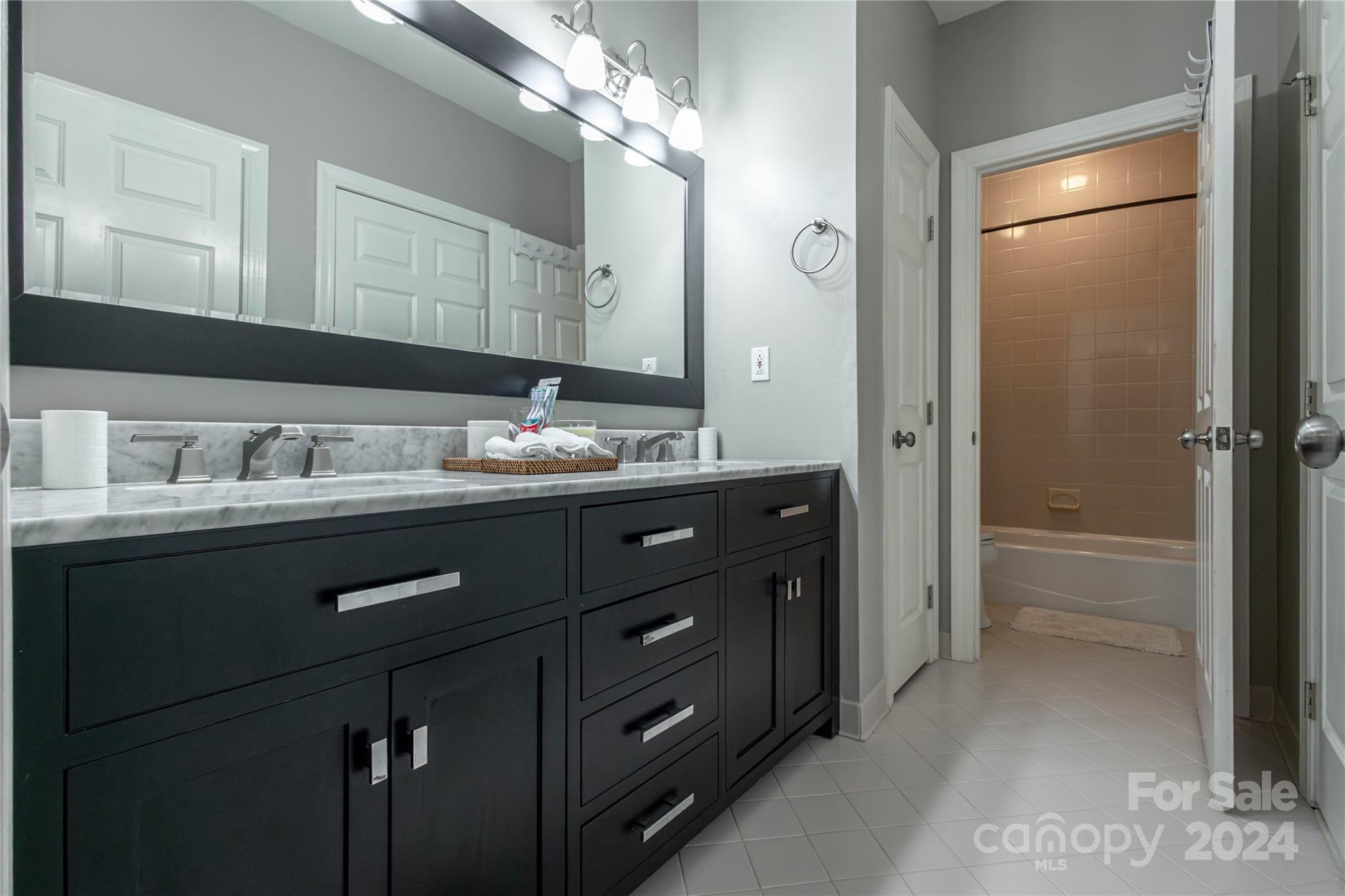 310 Arlington Avenue Unit: 402 & 404