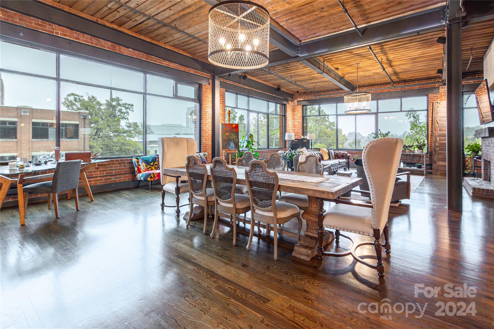 310 Arlington Avenue Unit: 402 & 404