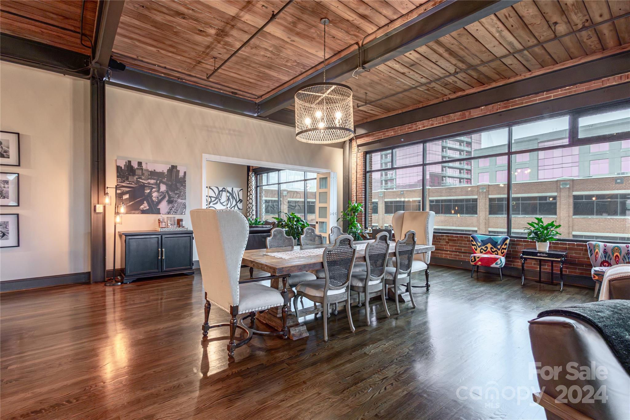 310 Arlington Avenue Unit: 402 & 404