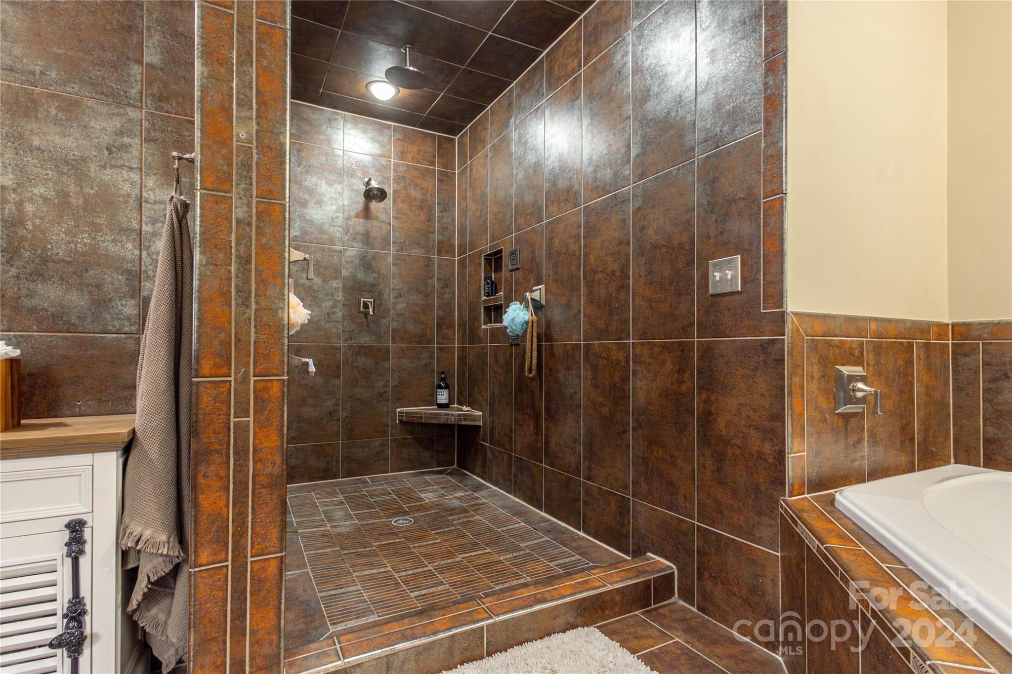 310 Arlington Avenue Unit: 402 & 404