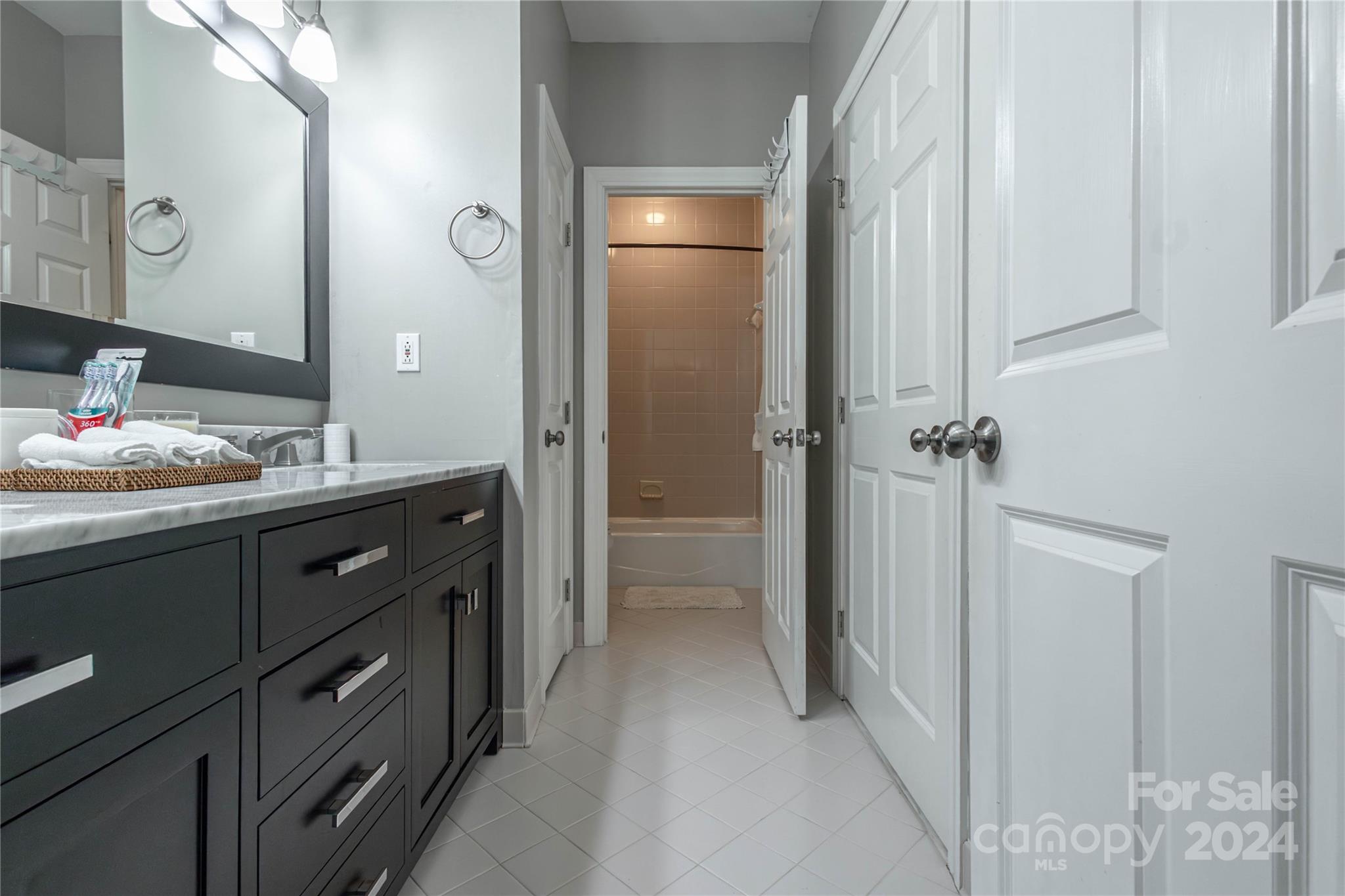 310 Arlington Avenue Unit: 402 & 404