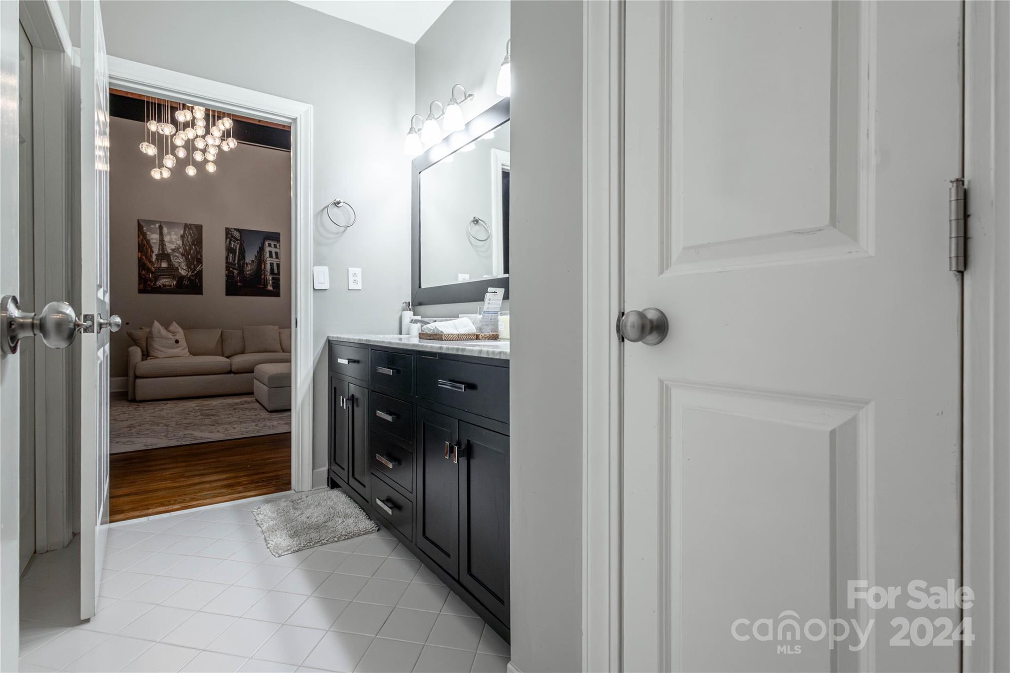 310 Arlington Avenue Unit: 402 & 404