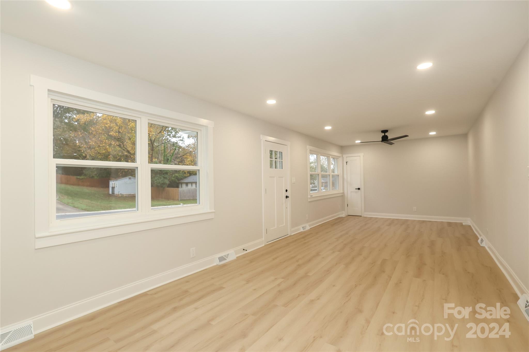 2100 Birchcrest Drive