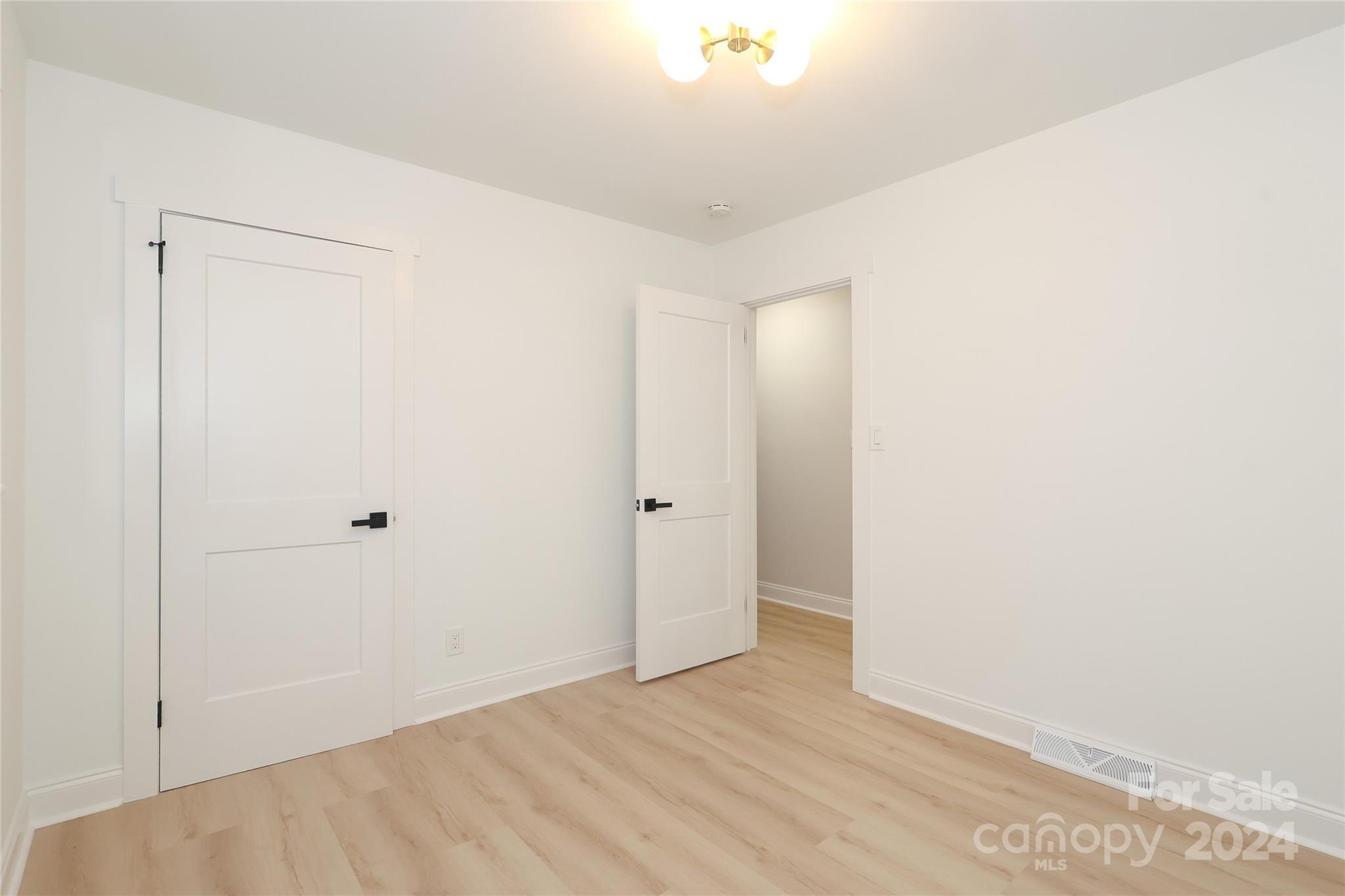 2100 Birchcrest Drive
