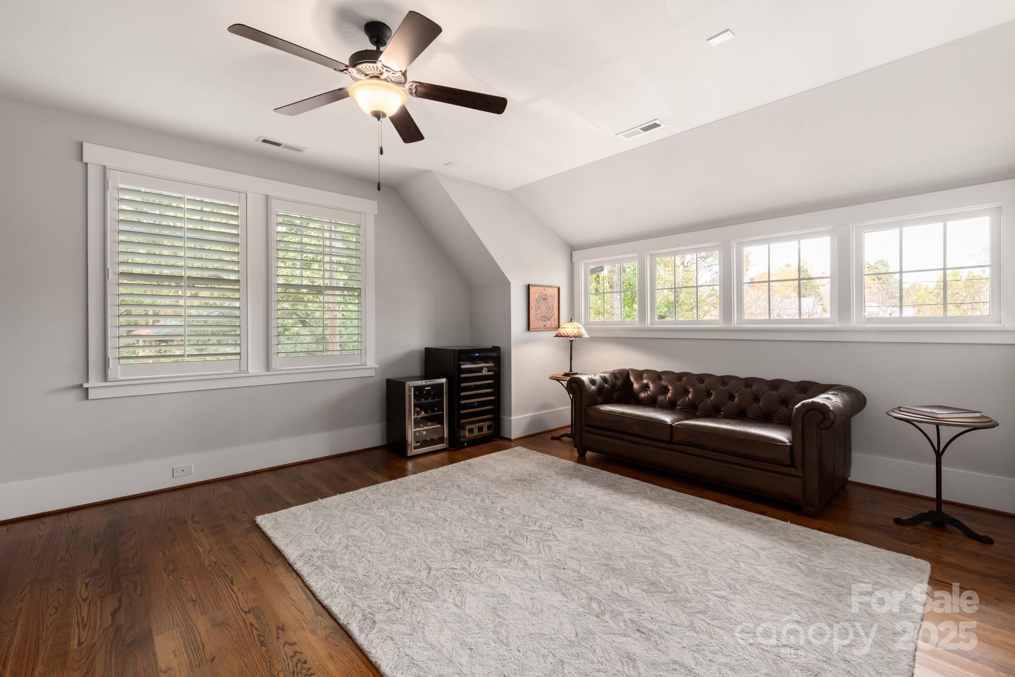 2958 Sharon View Road