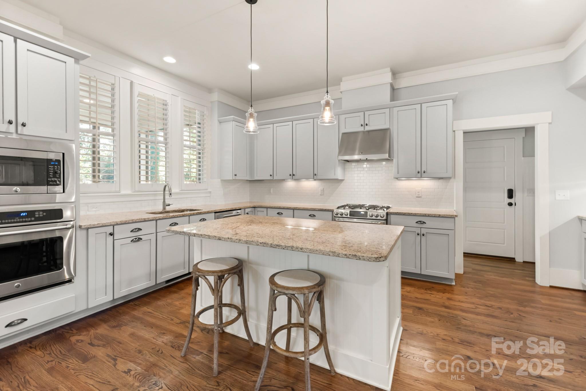 2958 Sharon View Road