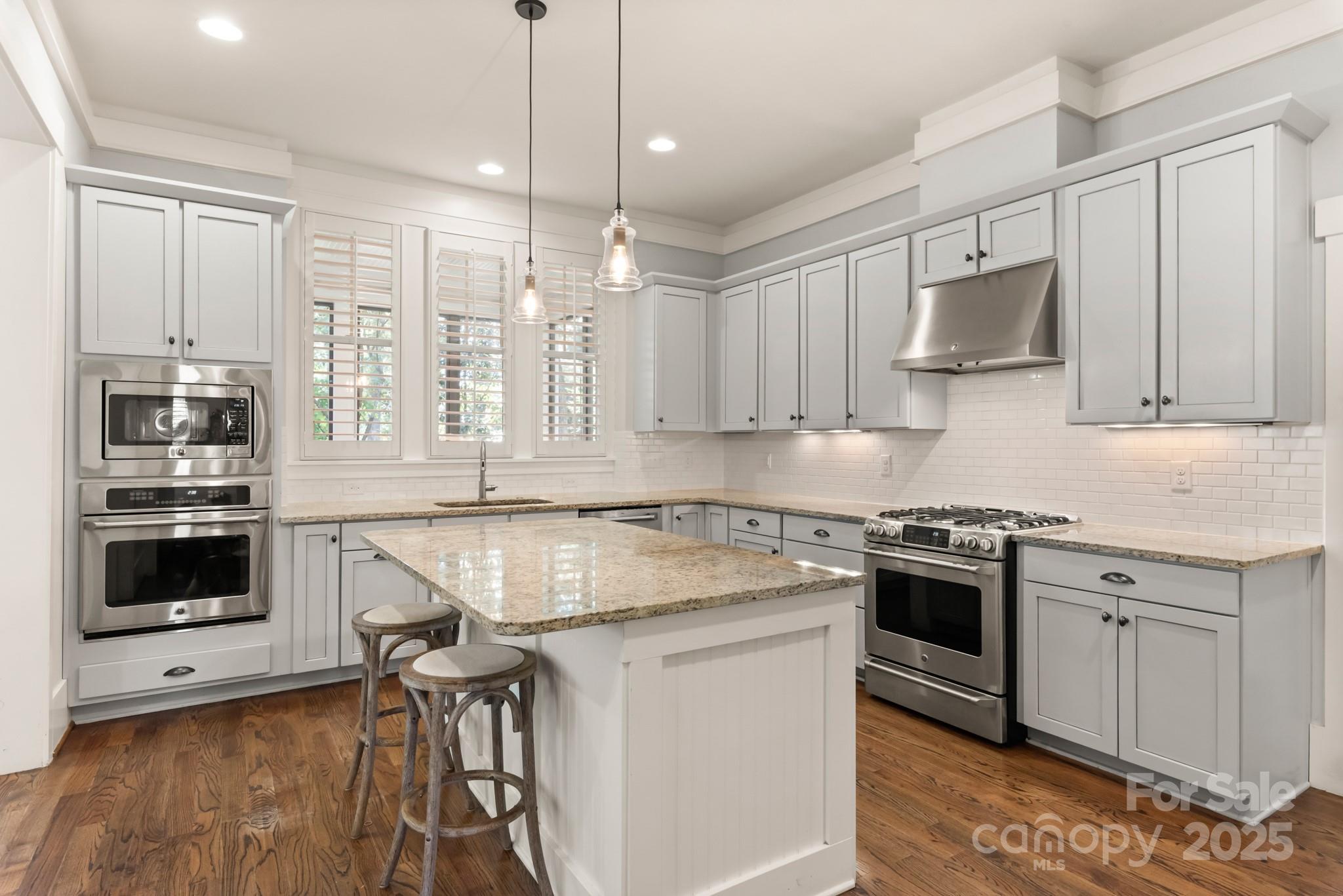2958 Sharon View Road