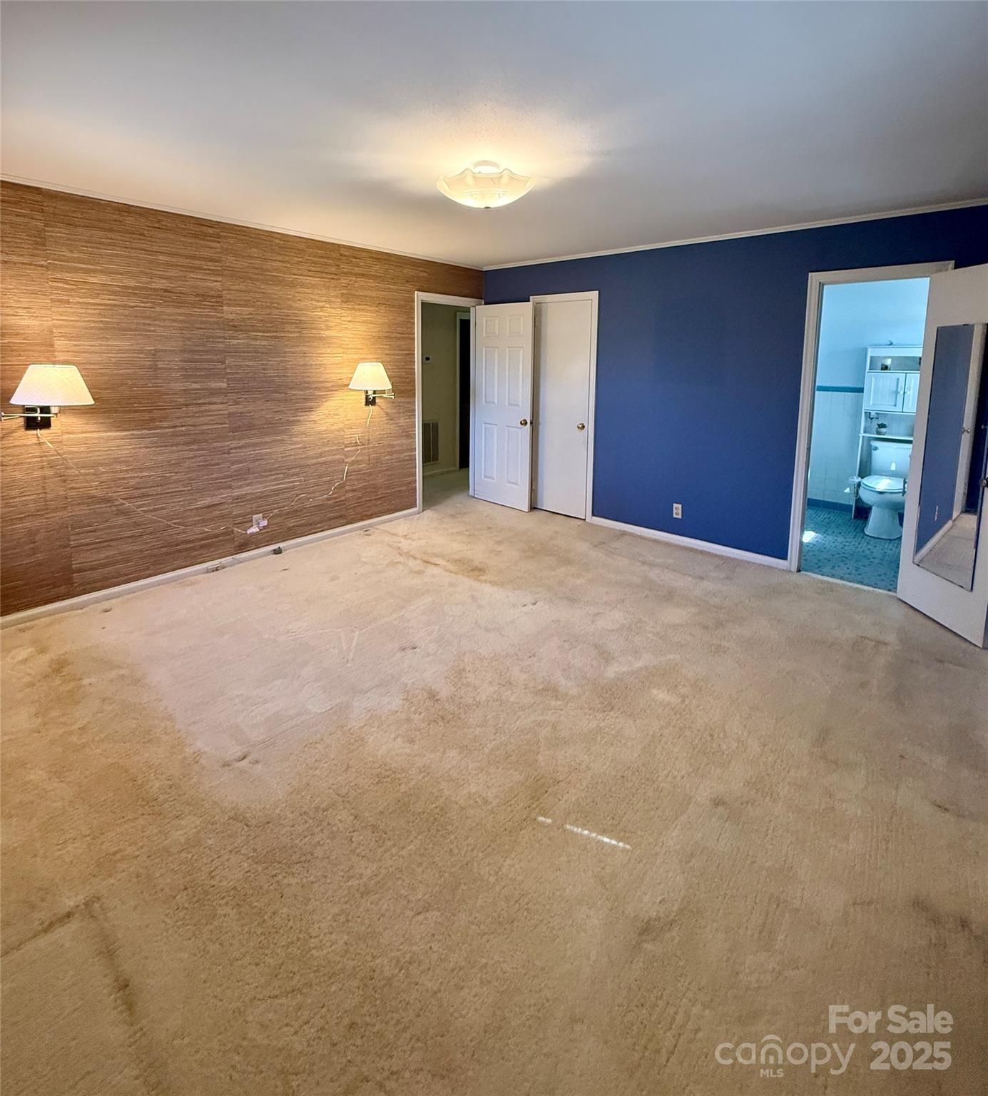 907 Vista Drive