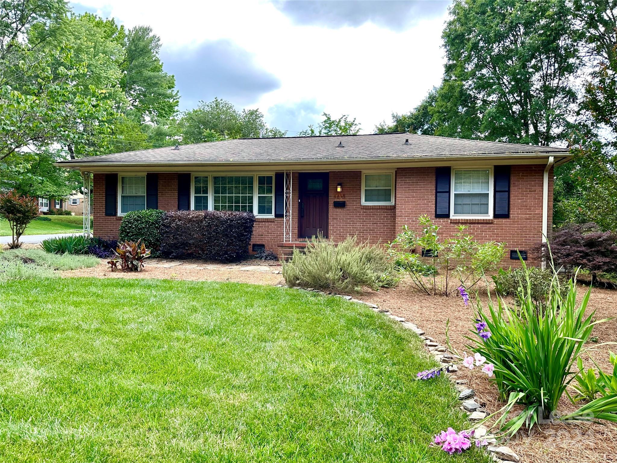 4838 Amity Place