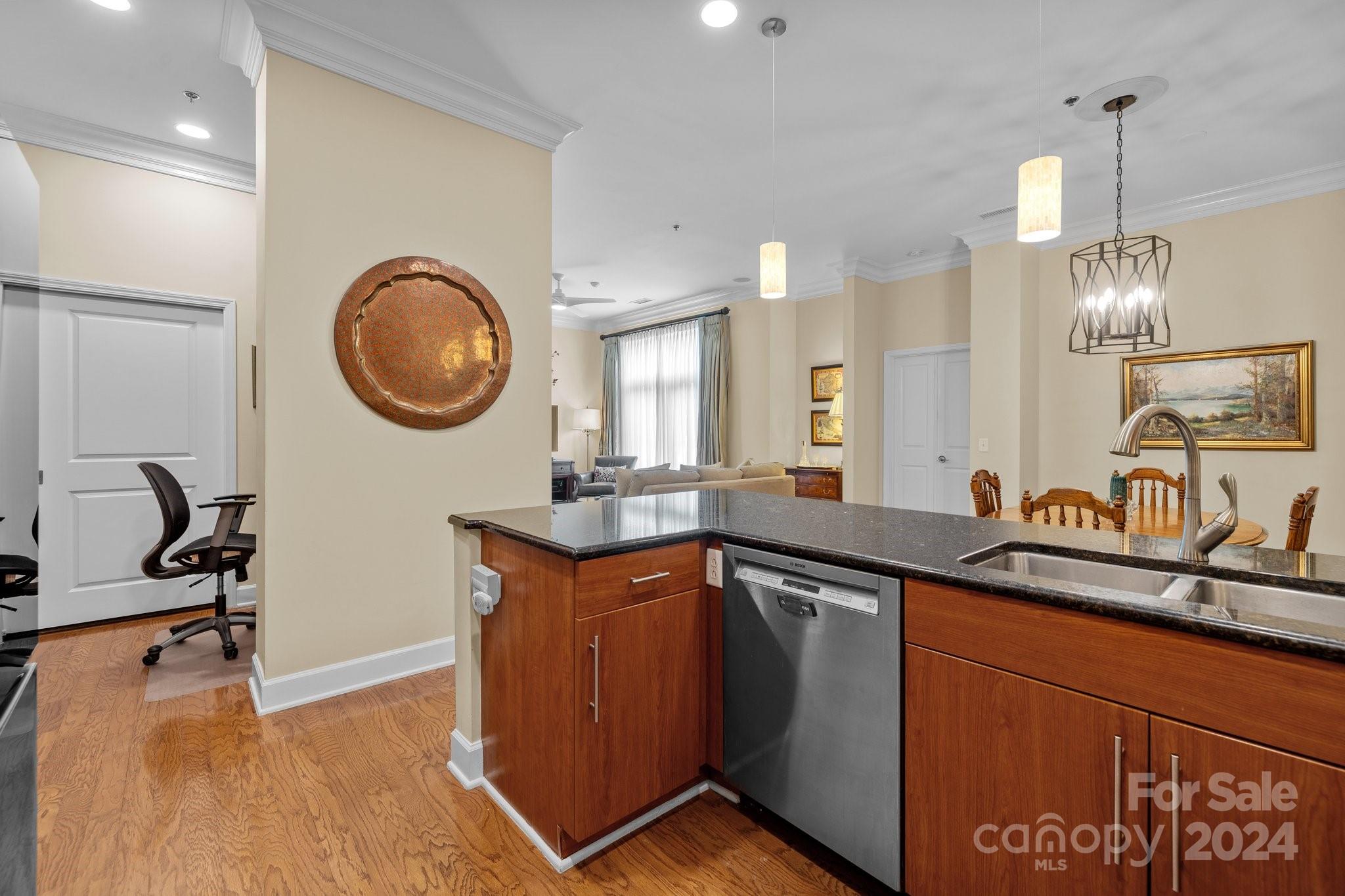 1320 Fillmore Avenue Unit: 504