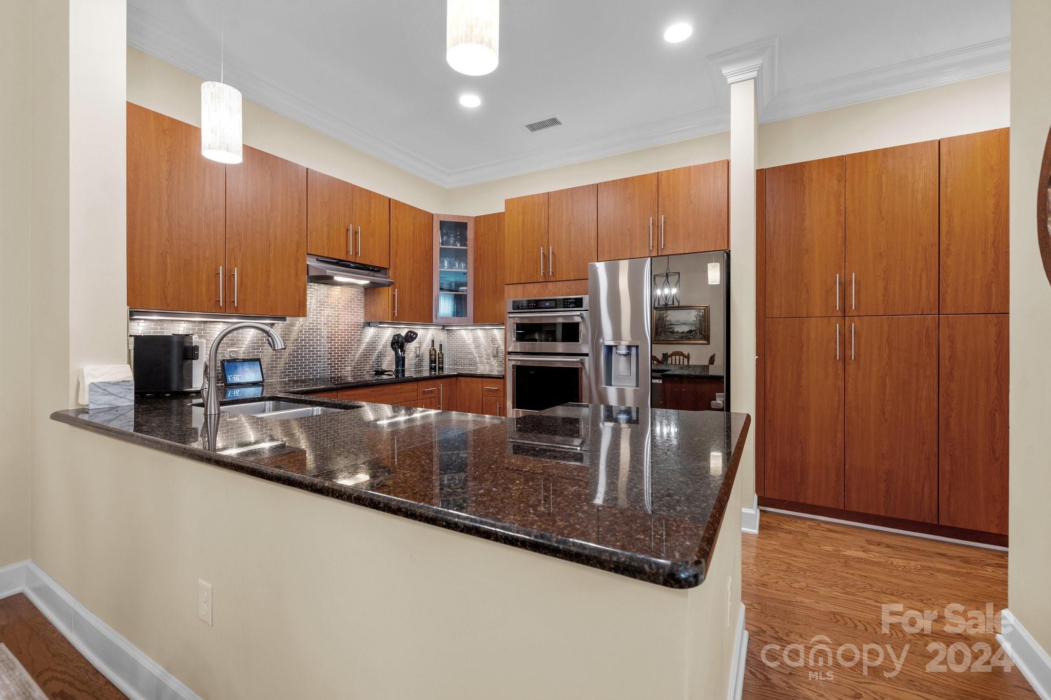 1320 Fillmore Avenue Unit: 504
