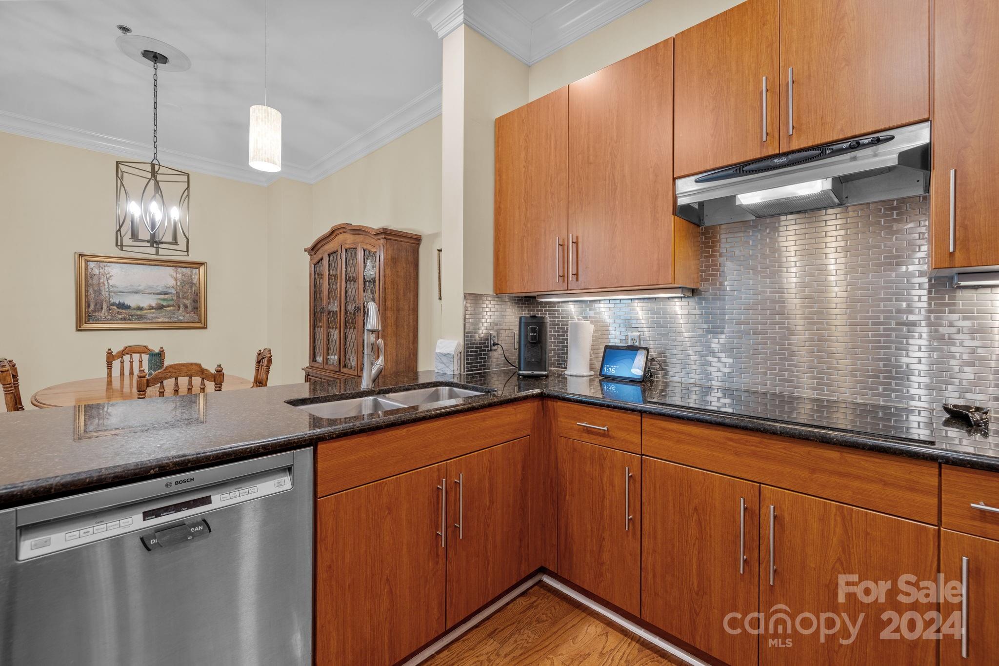 1320 Fillmore Avenue Unit: 504