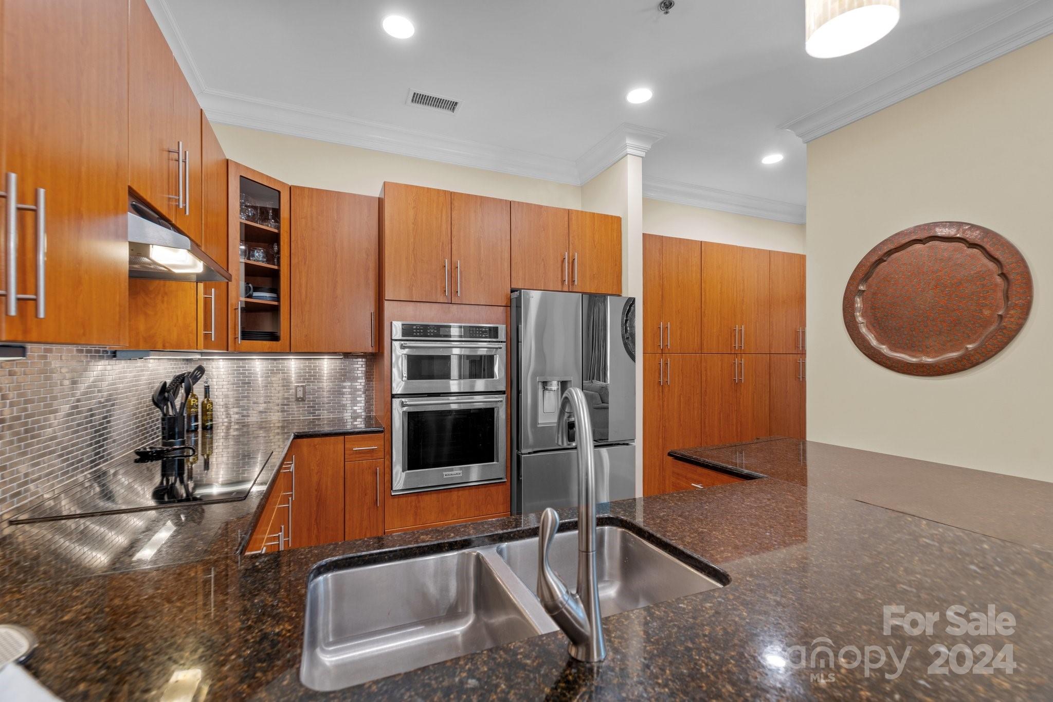 1320 Fillmore Avenue Unit: 504