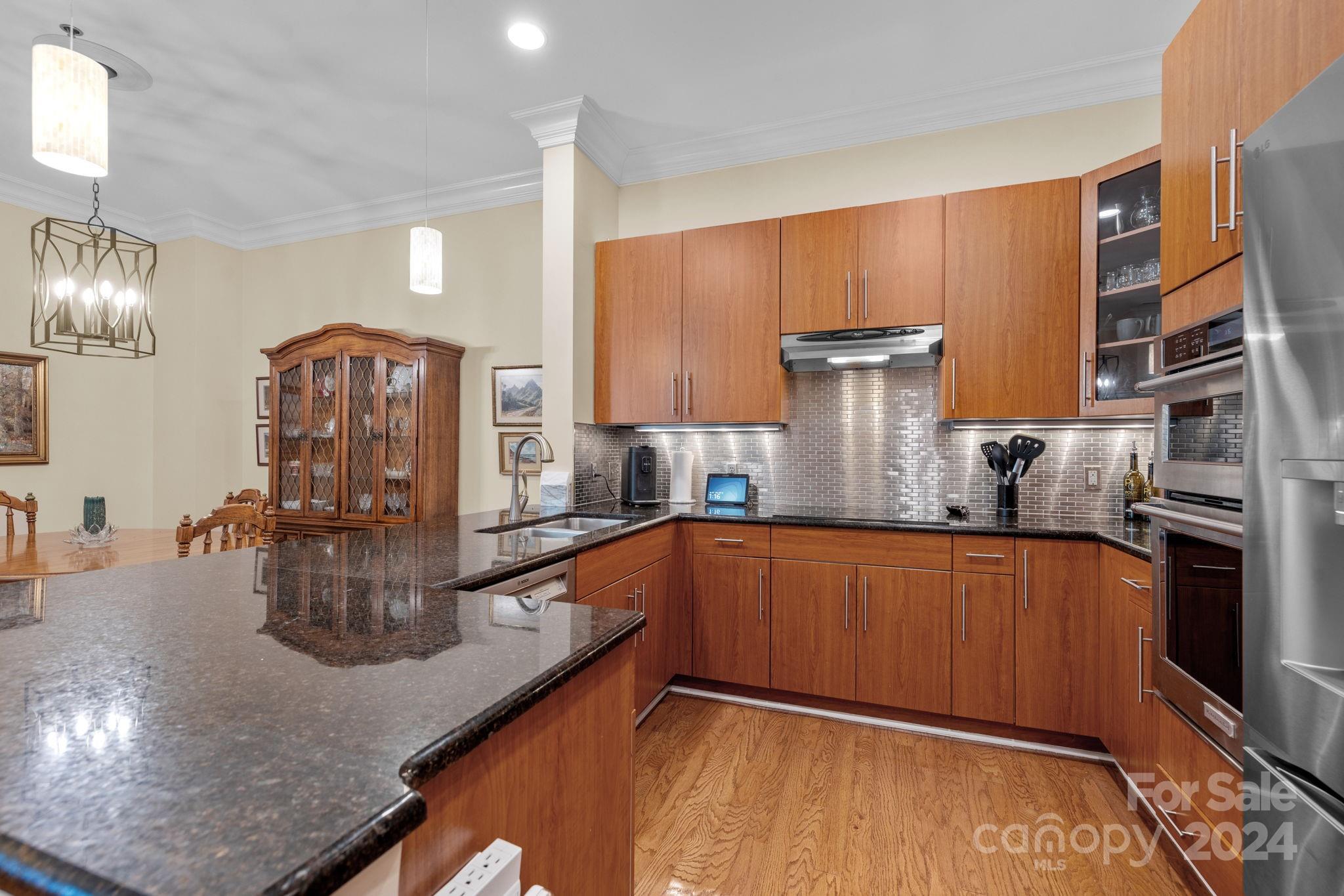 1320 Fillmore Avenue Unit: 504