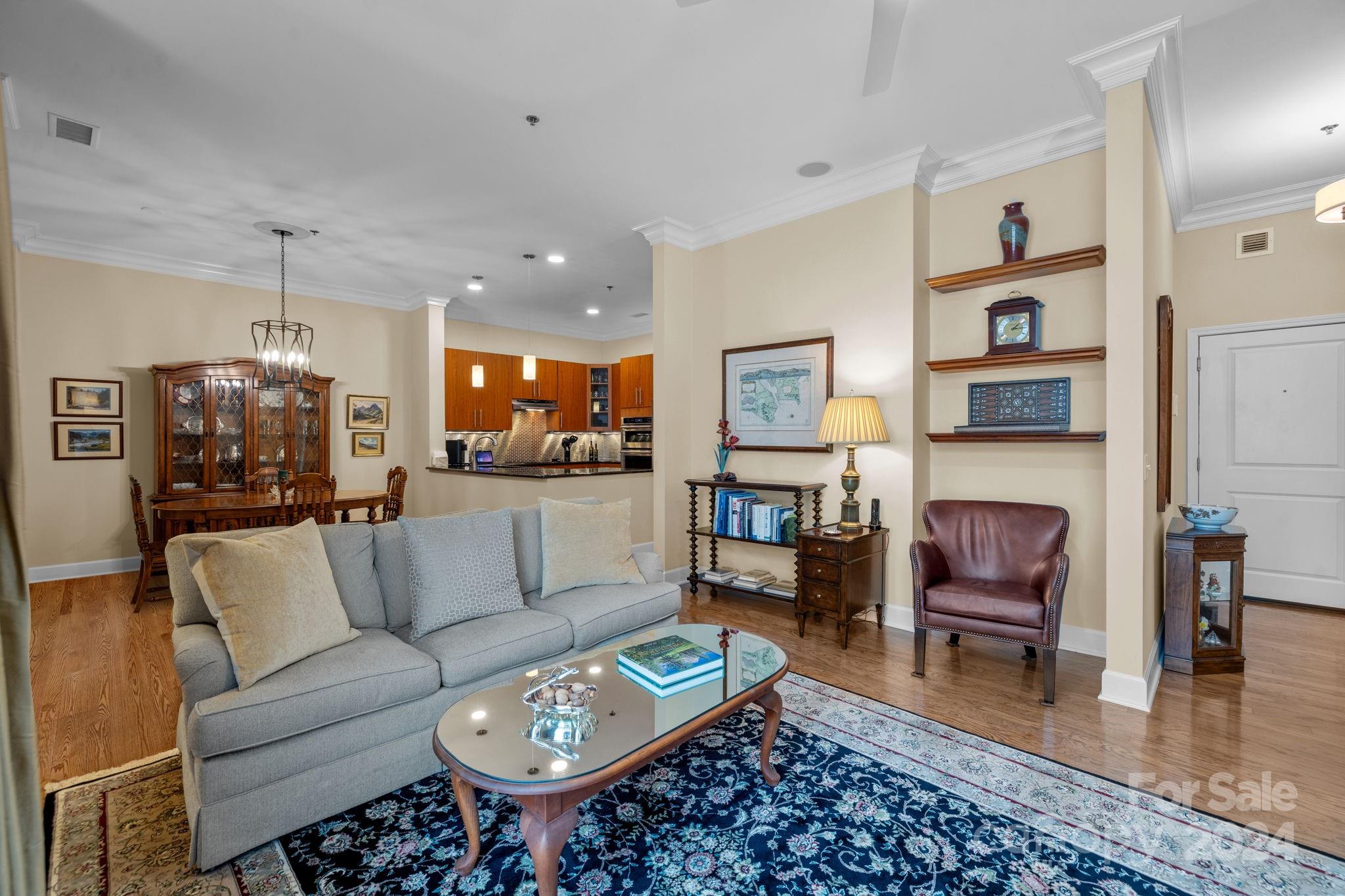 1320 Fillmore Avenue Unit: 504