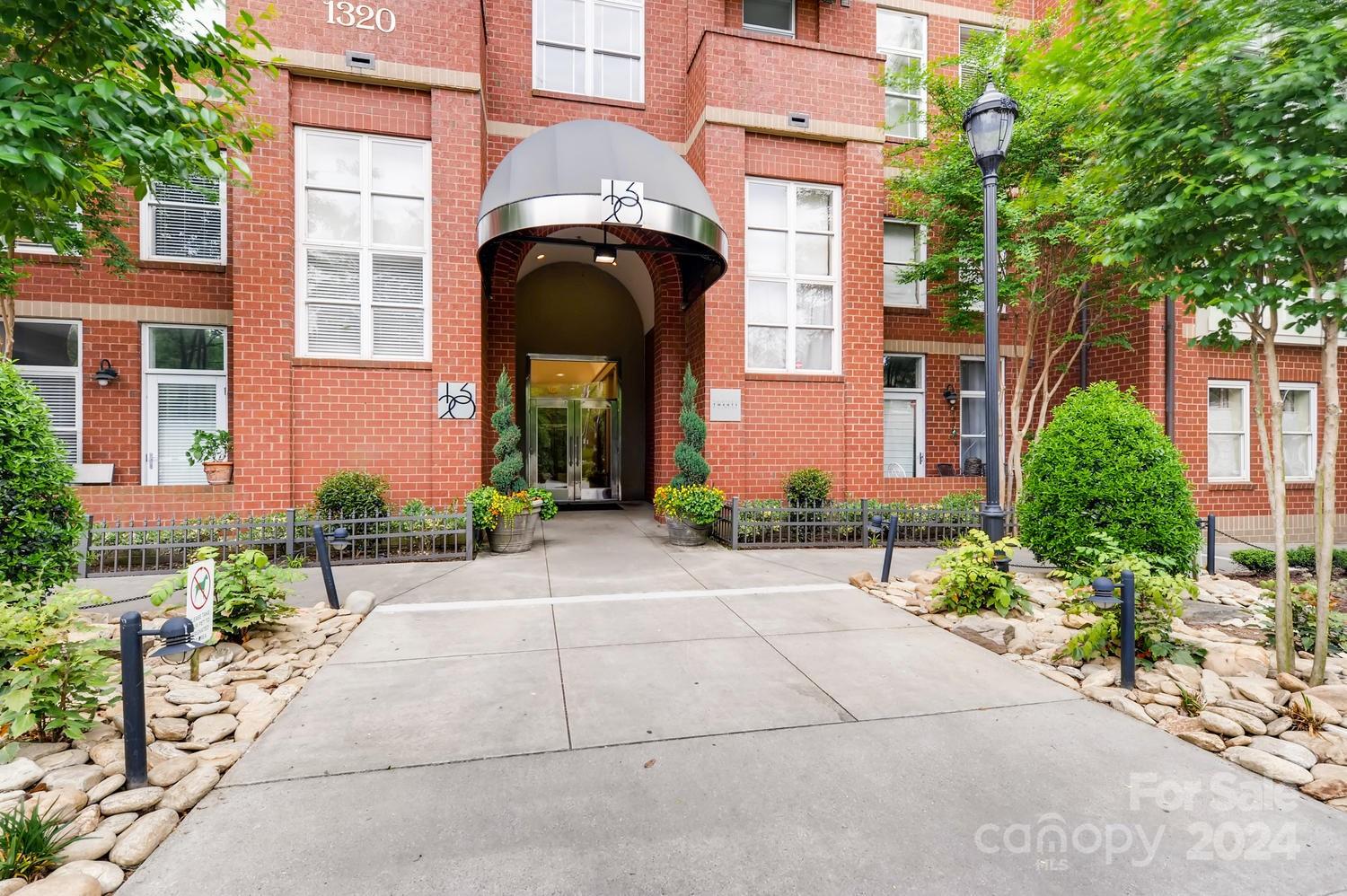 1320 Fillmore Avenue Unit: 504