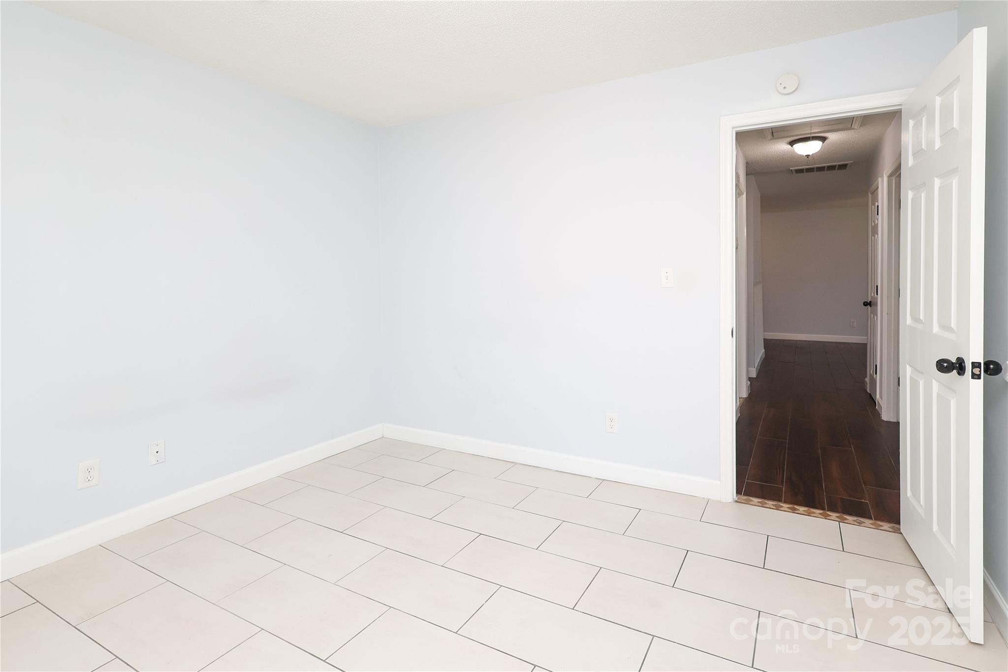 1106 Chandler Drive