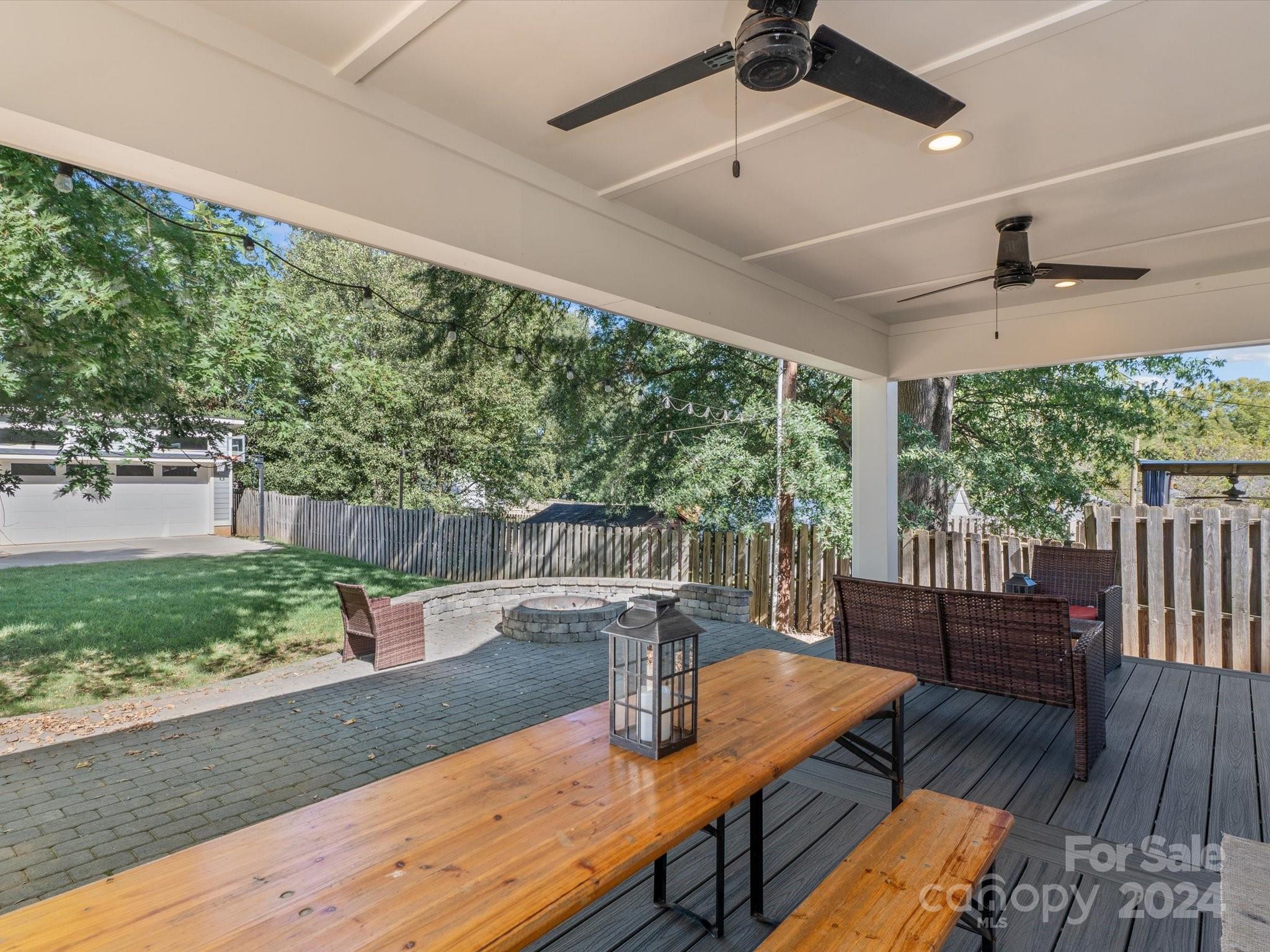 2020 Lyndhurst Avenue