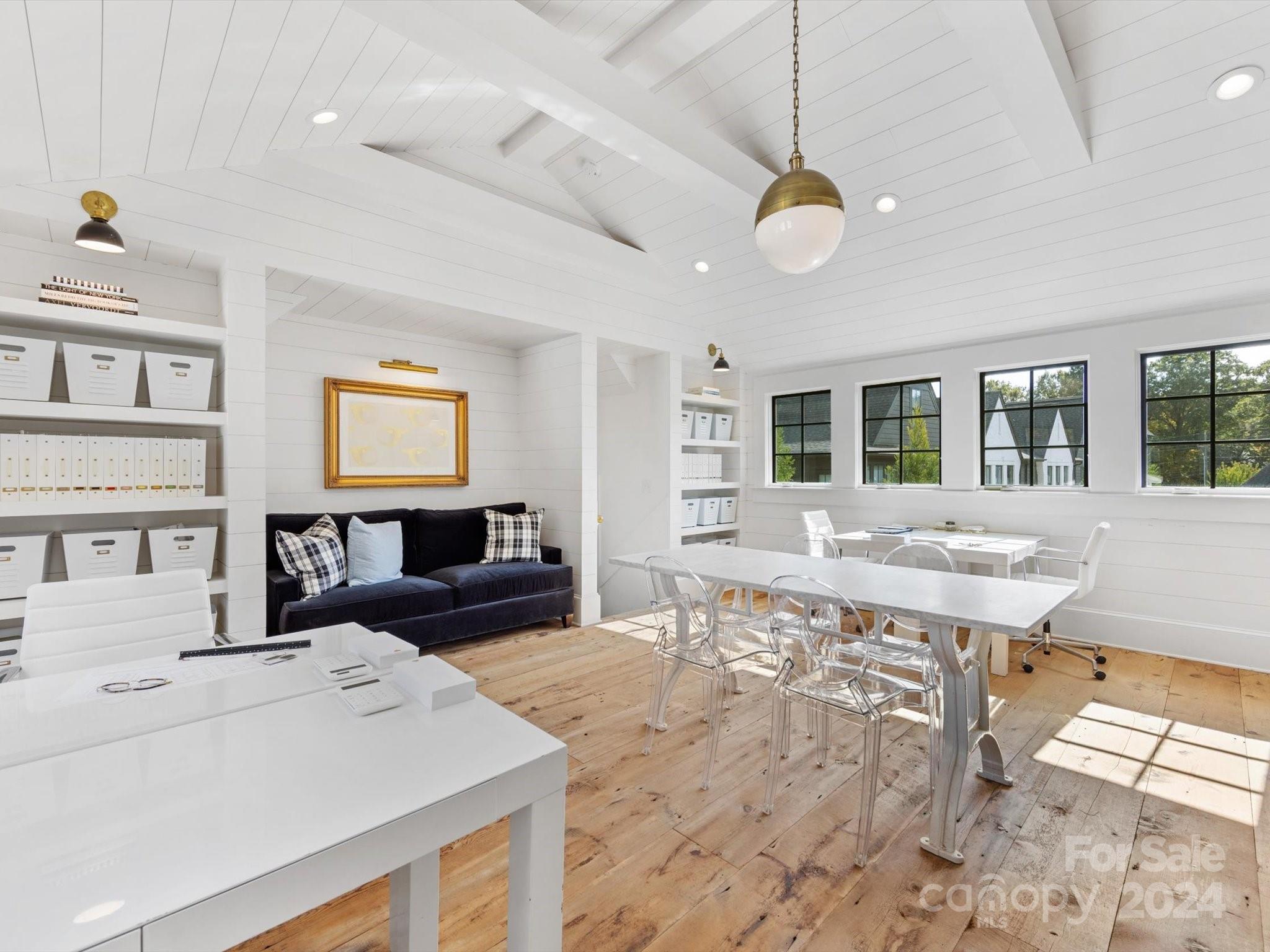 2438 Hassell Place