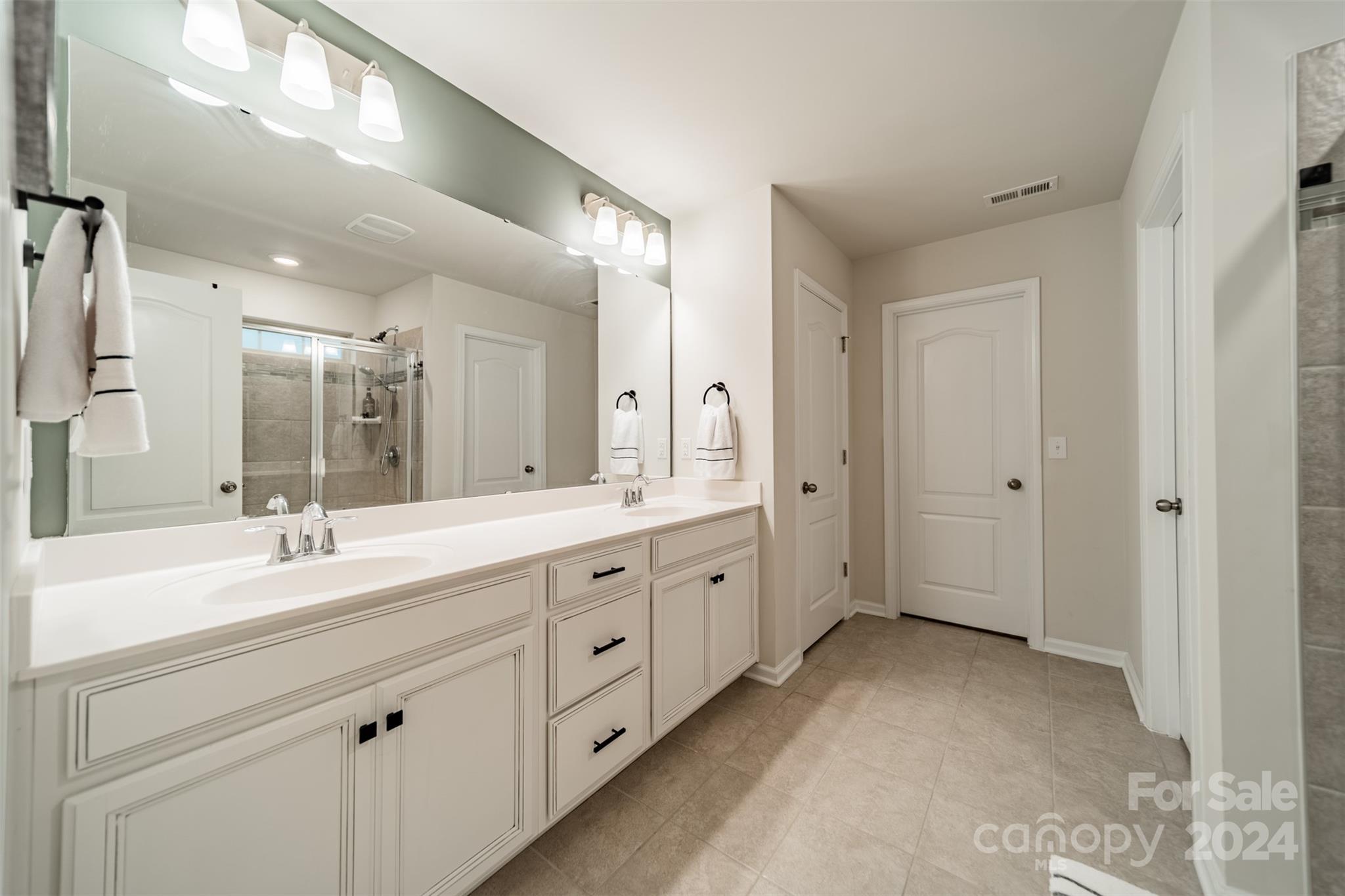 13524 Napoleon Drive
