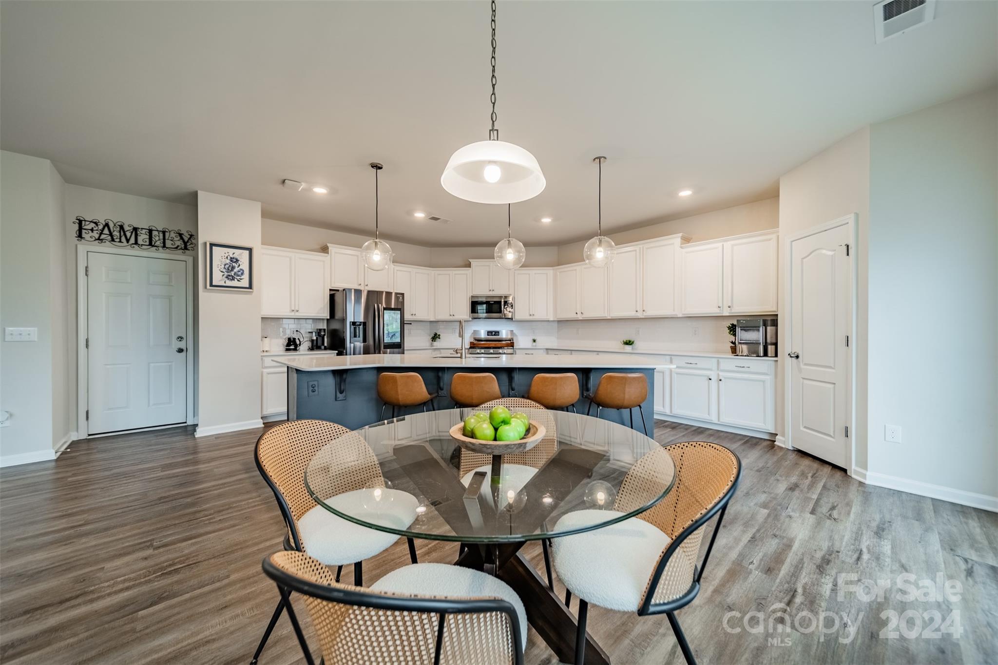13524 Napoleon Drive