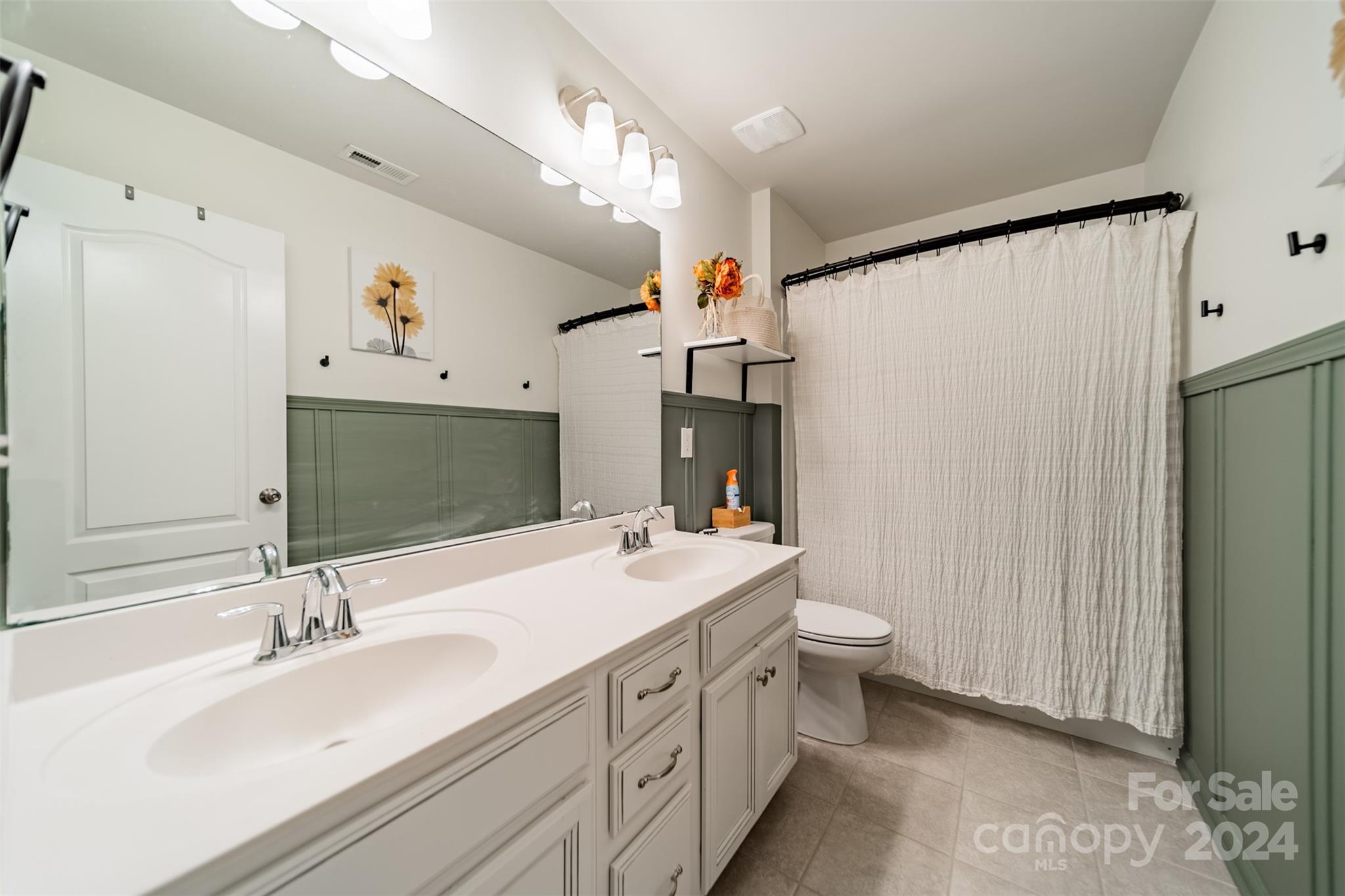 13524 Napoleon Drive