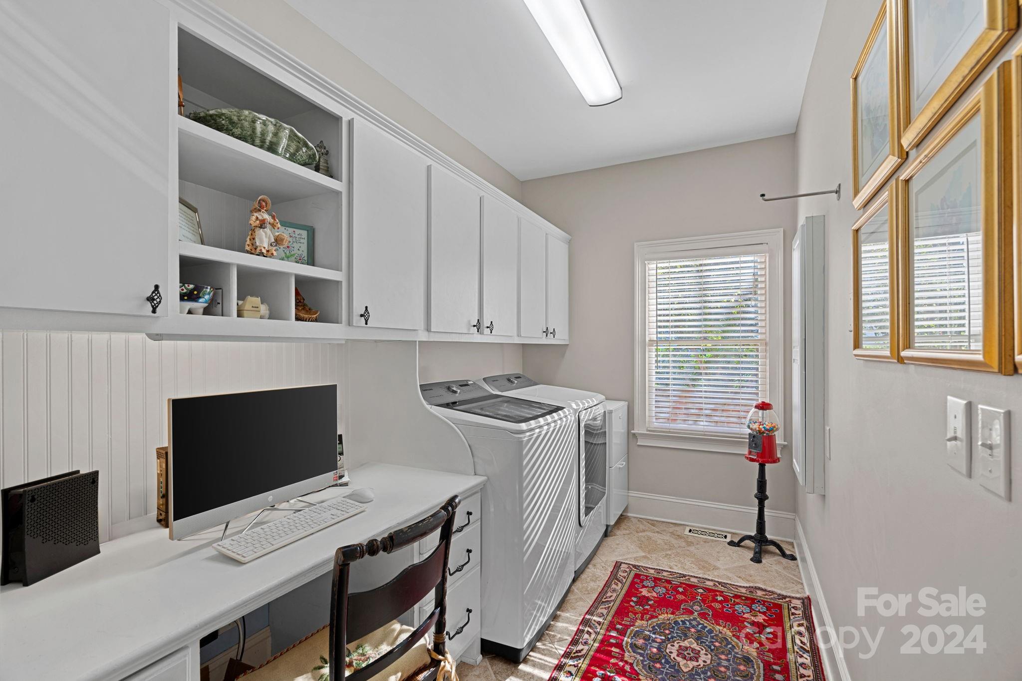 2435 Calais Place