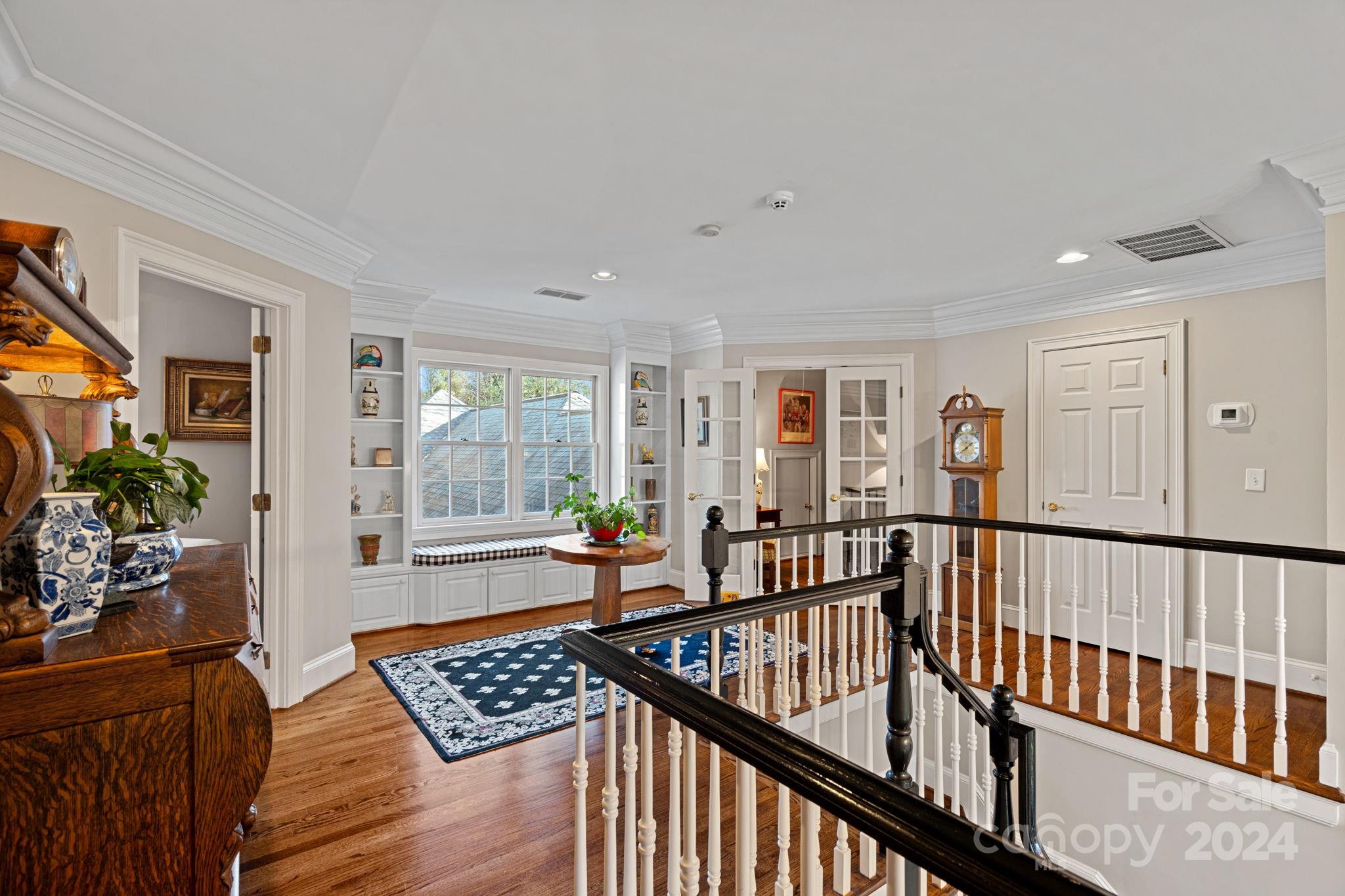 2435 Calais Place