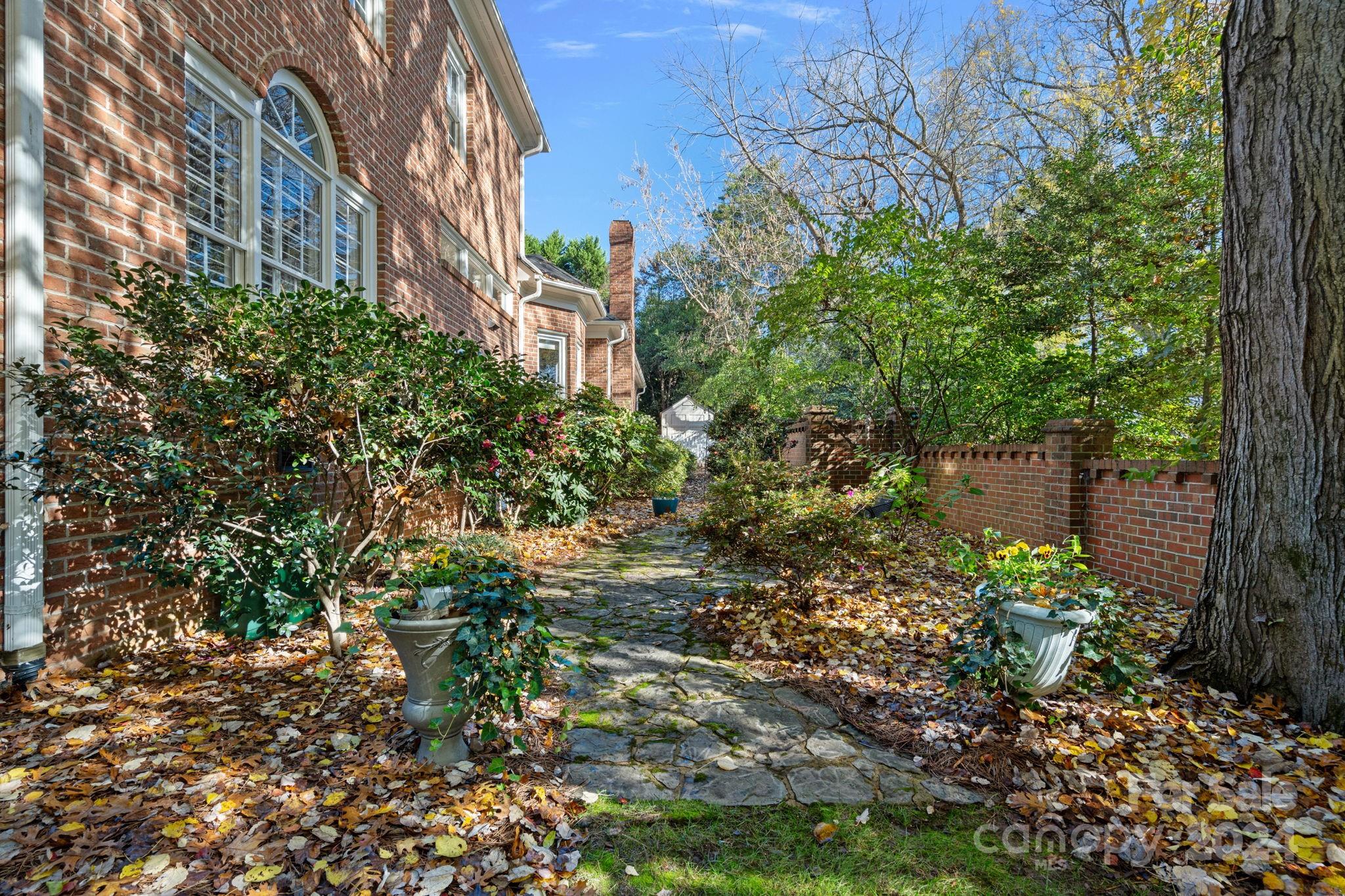 2435 Calais Place