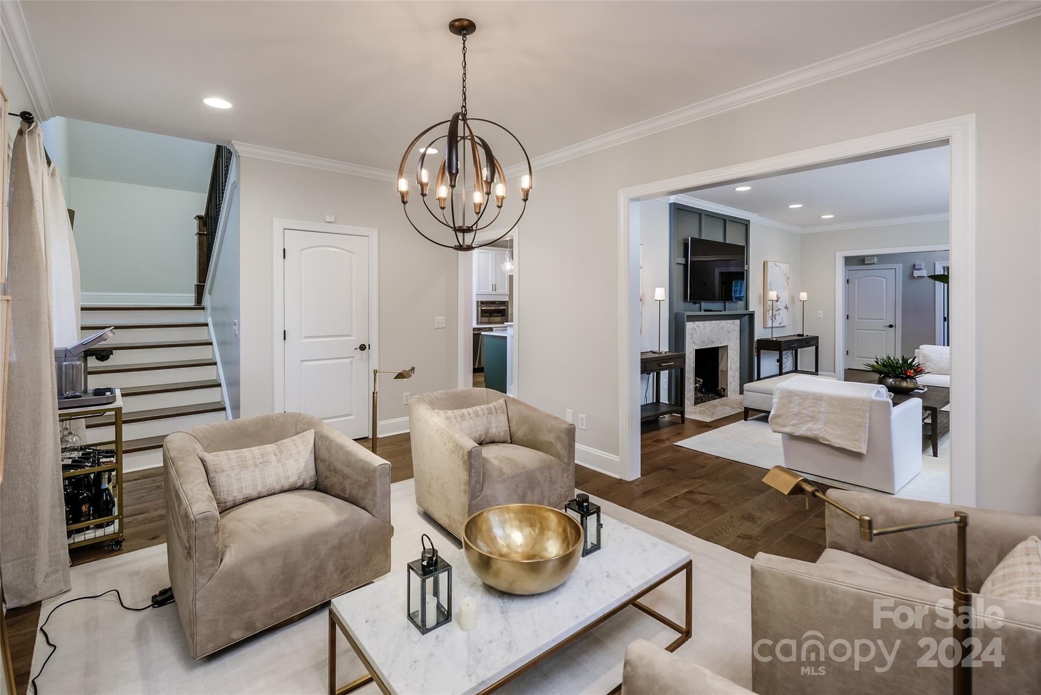 4419 Woodlark Lane