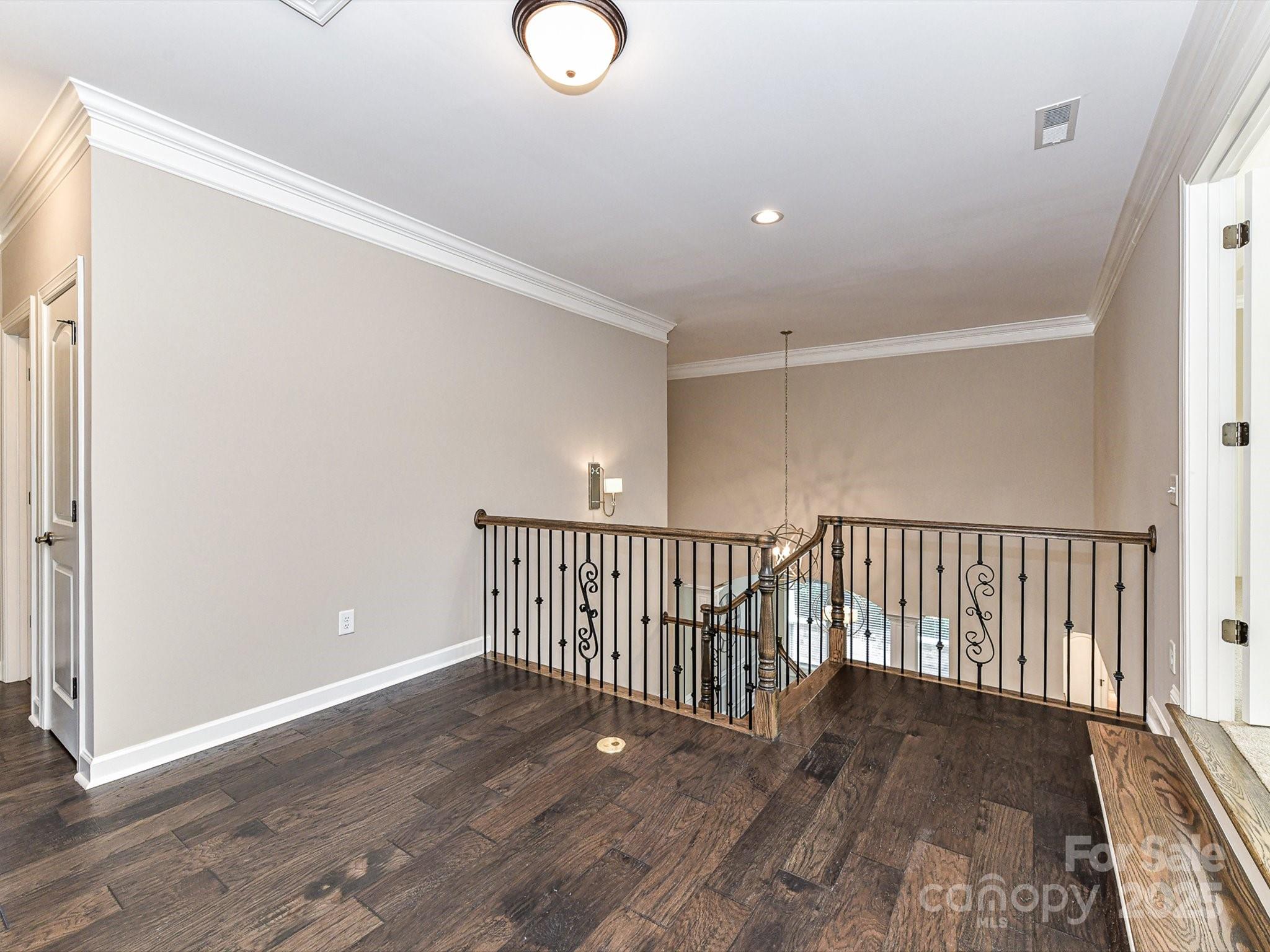 3227 Pinehurst Place