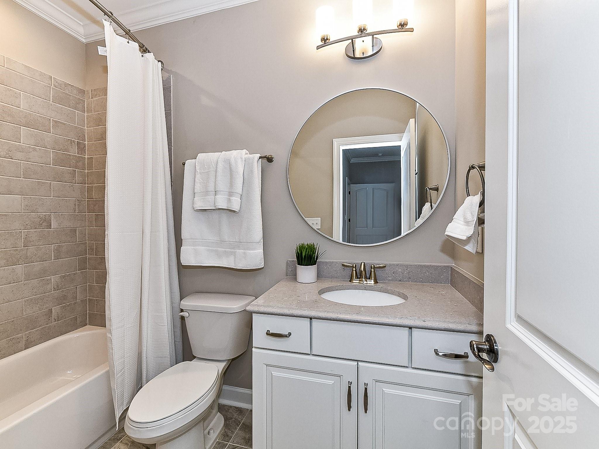 3227 Pinehurst Place