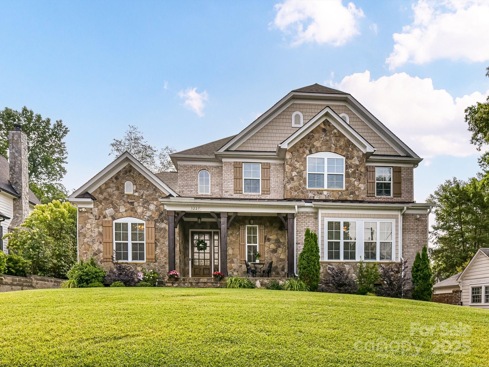 3227 Pinehurst Place