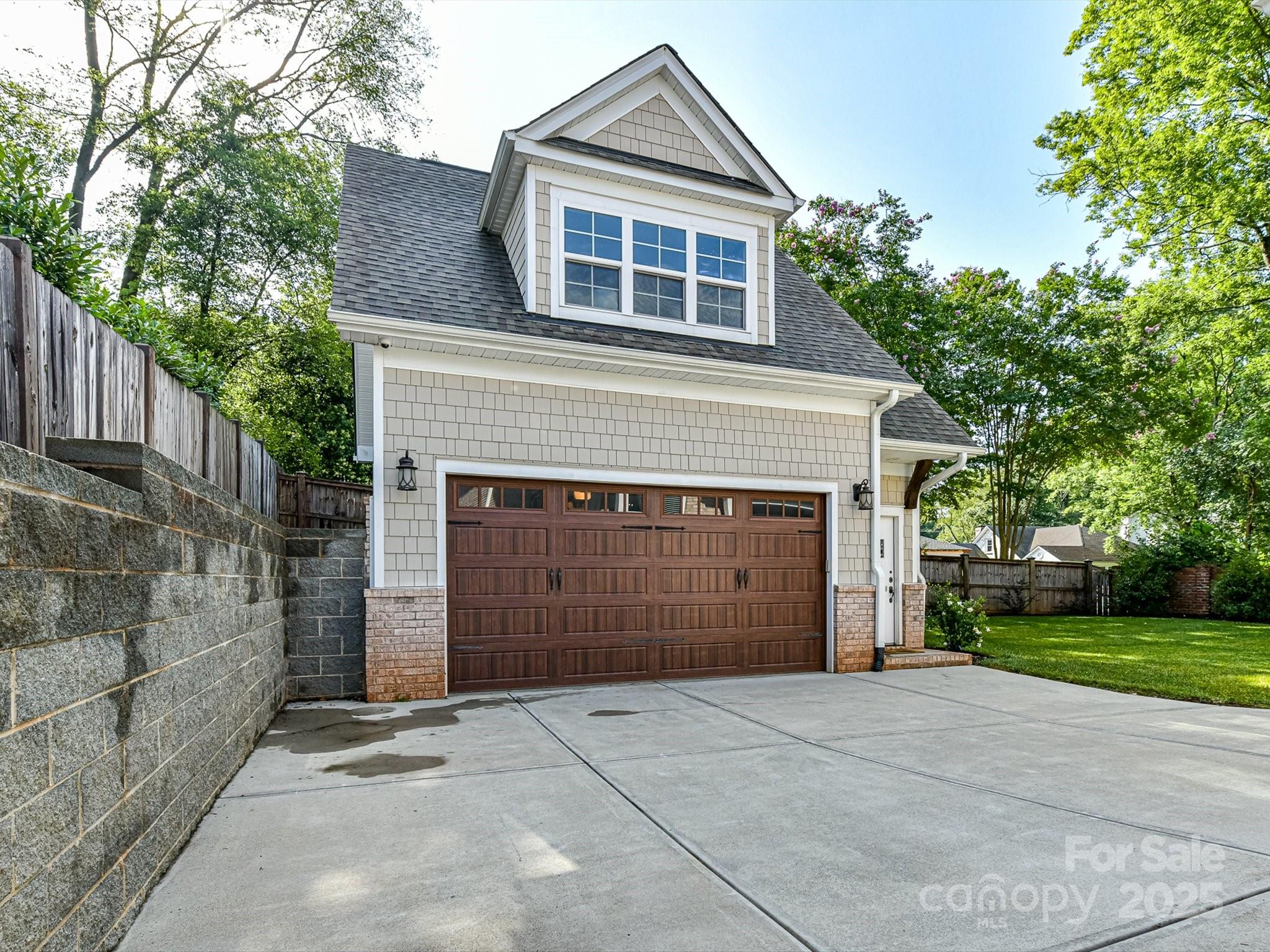 3227 Pinehurst Place