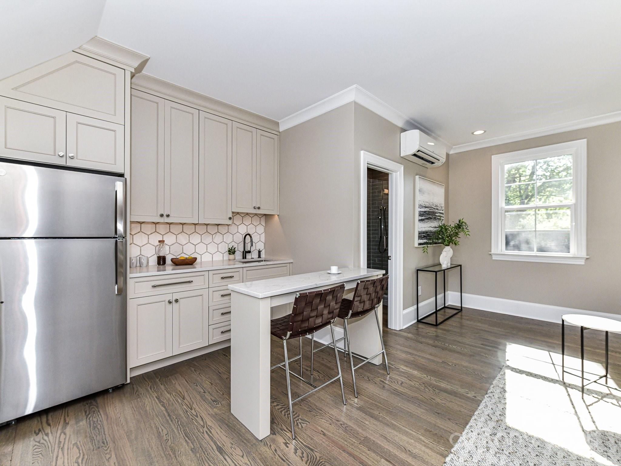 3227 Pinehurst Place