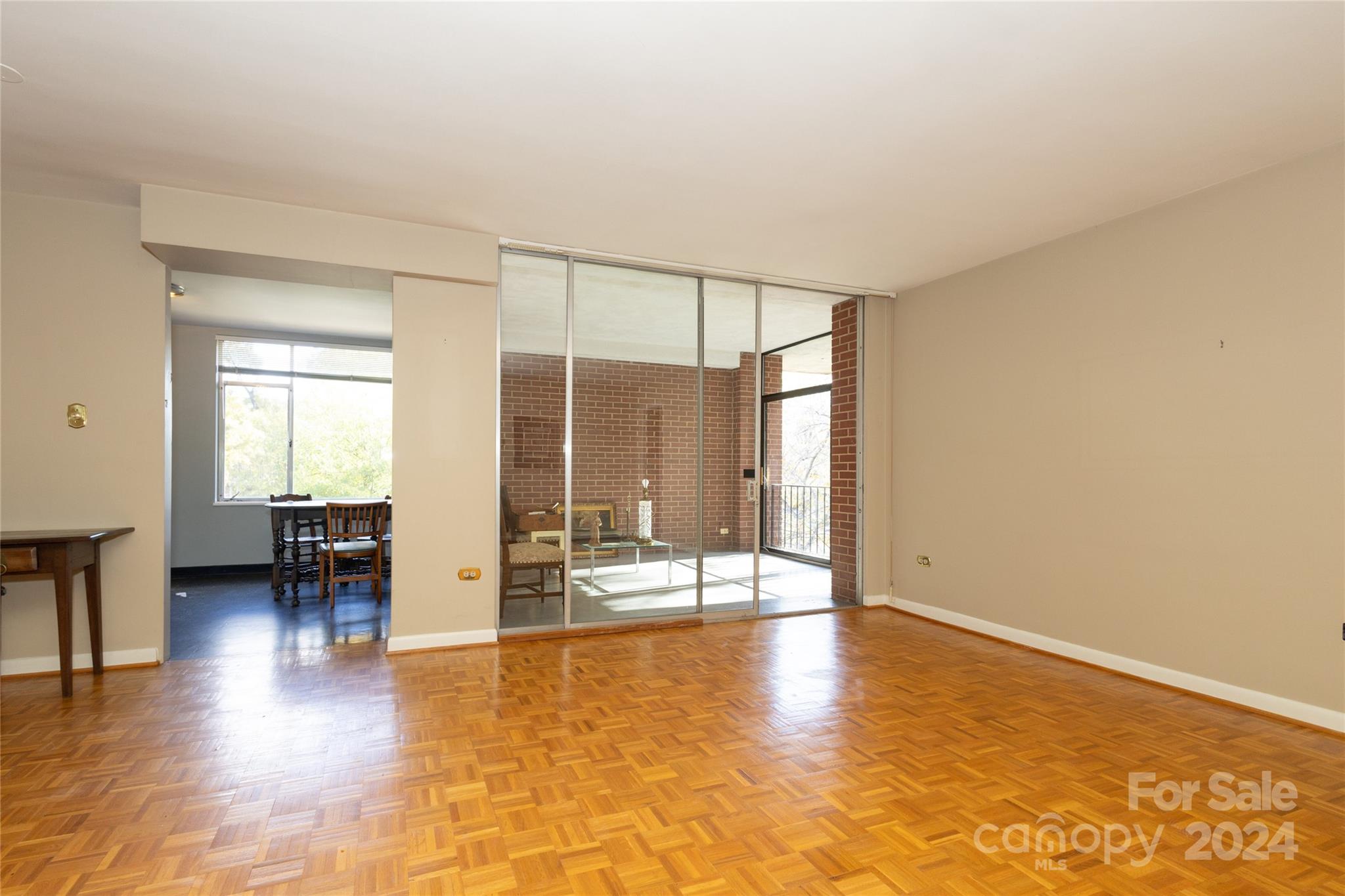 1300 Queens Road Unit: 405