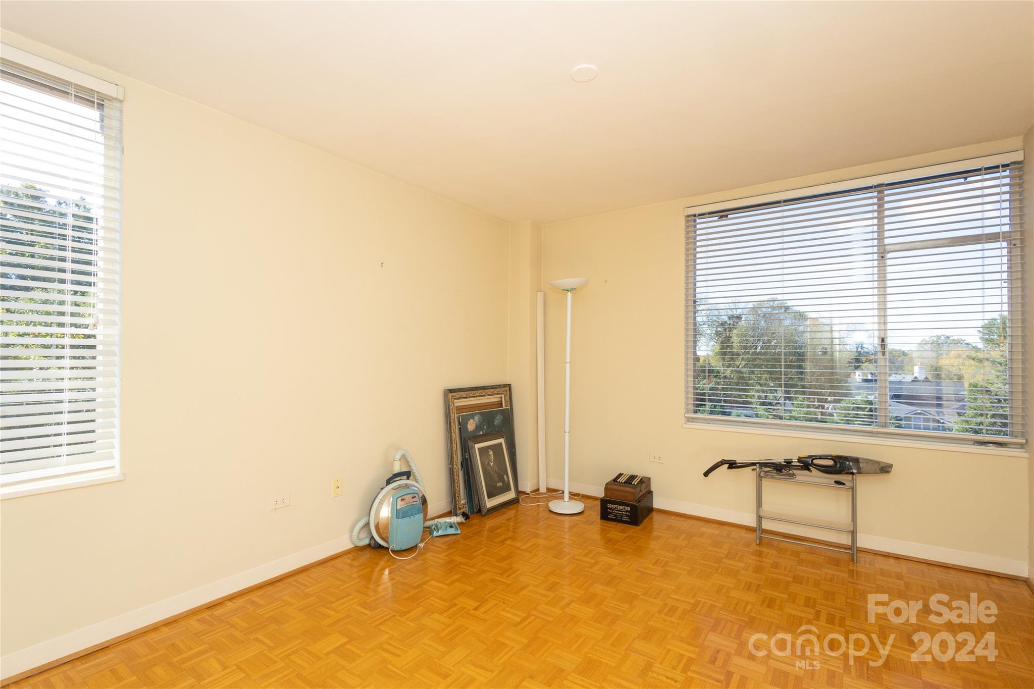 1300 Queens Road Unit: 409