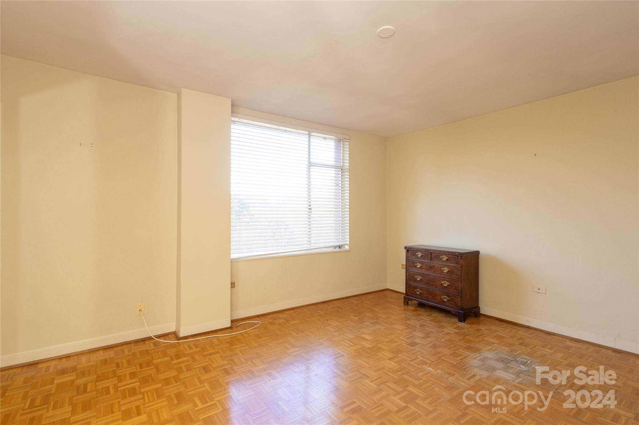 1300 Queens Road Unit: 409