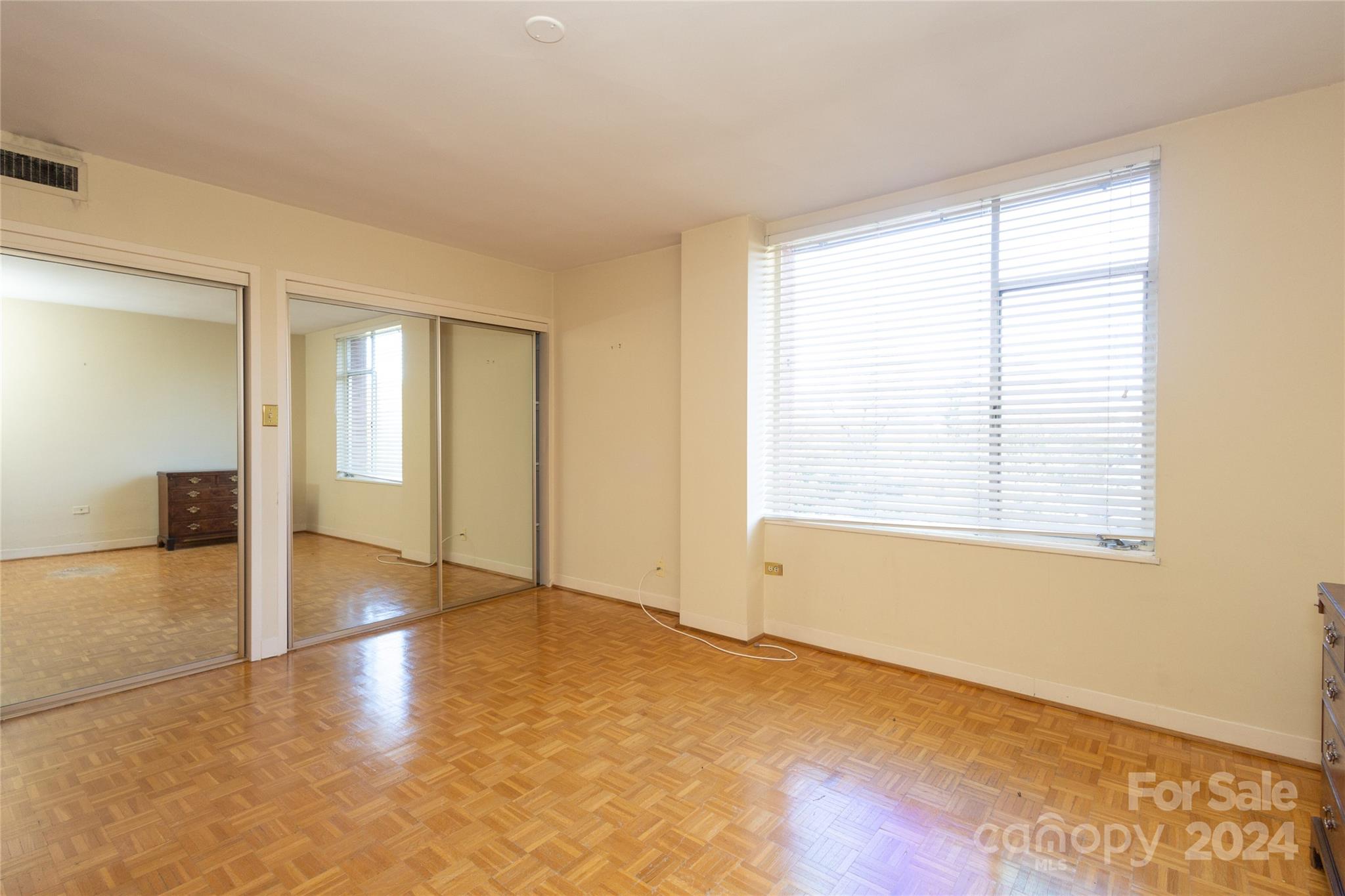 1300 Queens Road Unit: 409