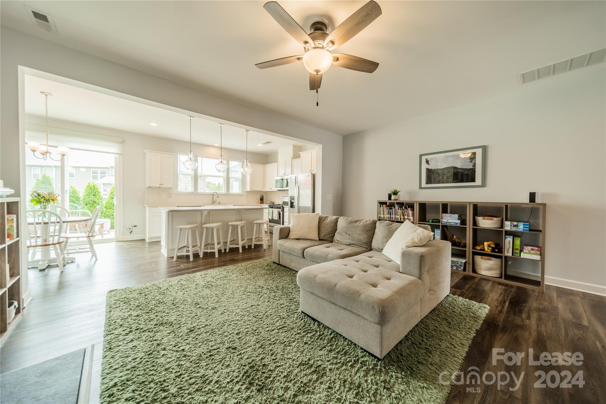 5831 Clan Maclaine Drive